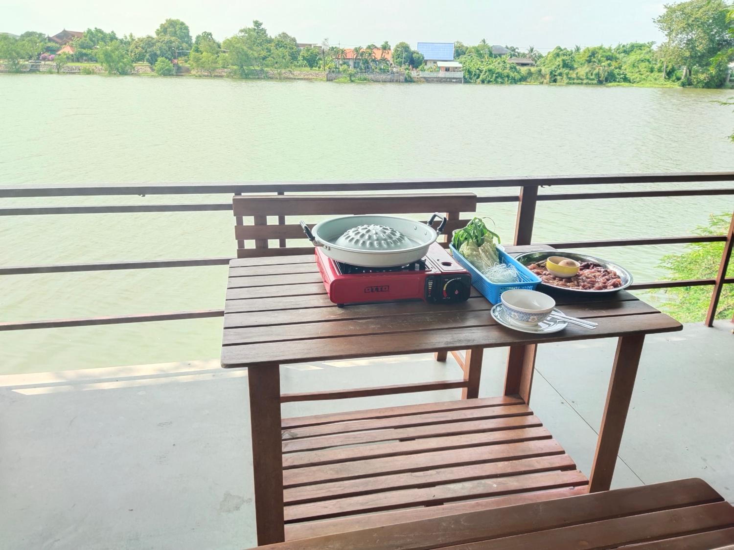 Aroonsri Thara view 2