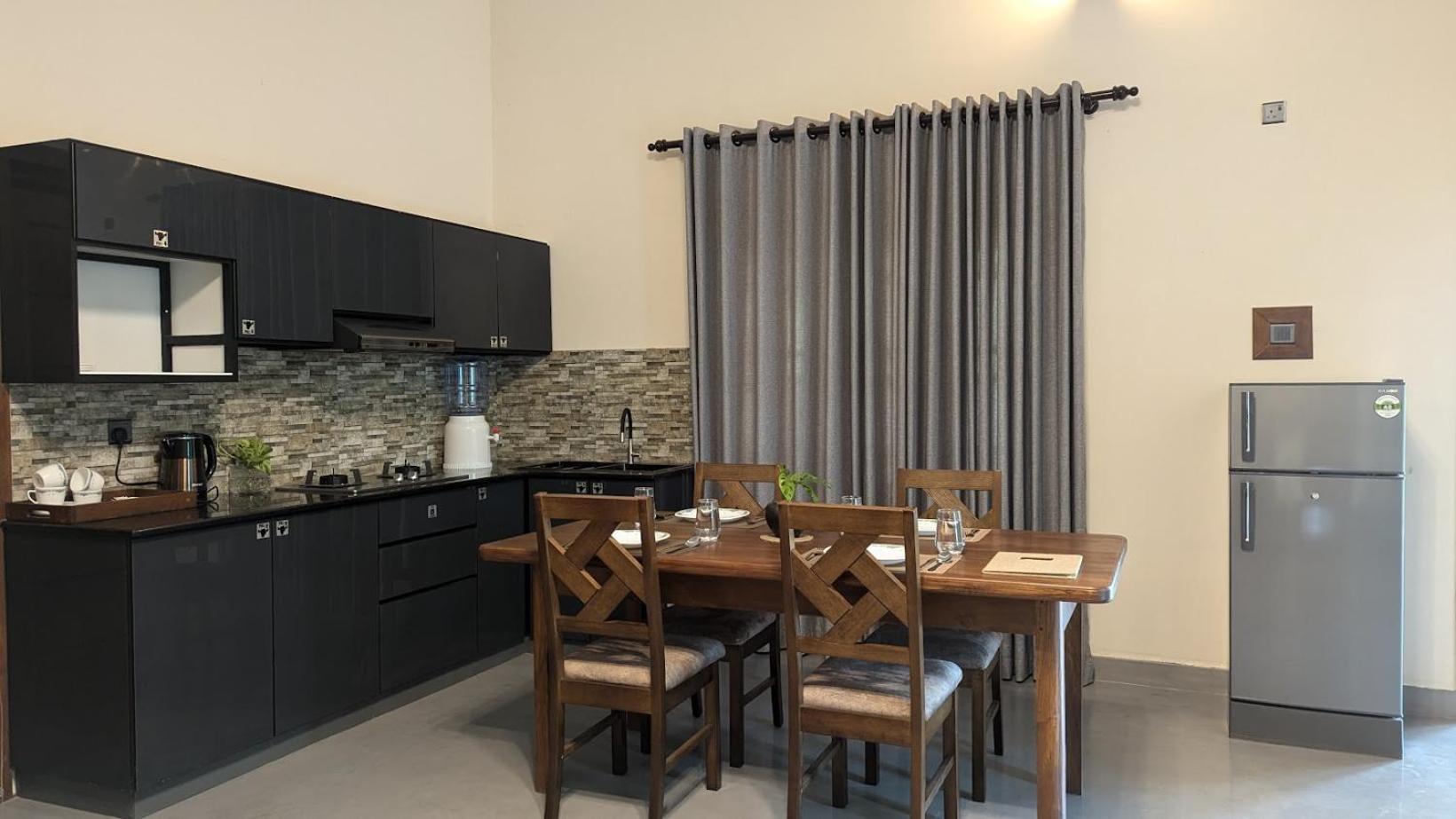 Nuwans Countryside Apartment