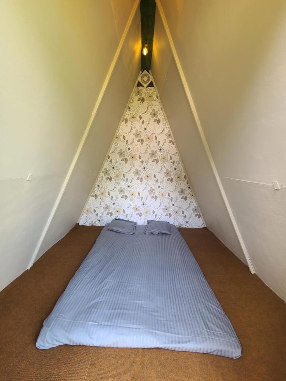 Camper's Bliss Cottage view 5
