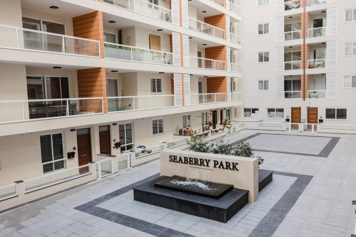 Seaberry Park 1BED NEW by Homely! photo 1