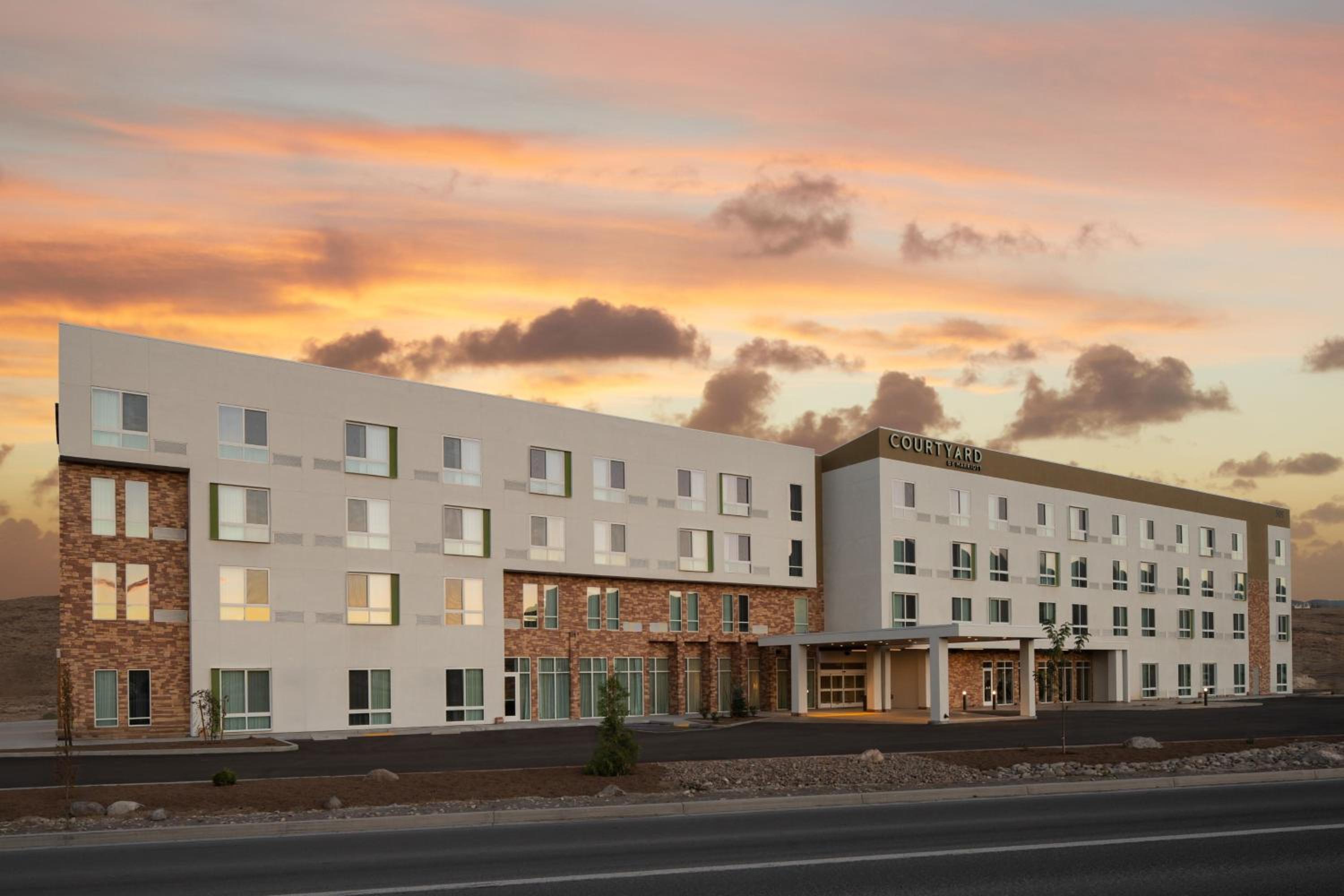Courtyard by Marriott Reno Sparks view 2