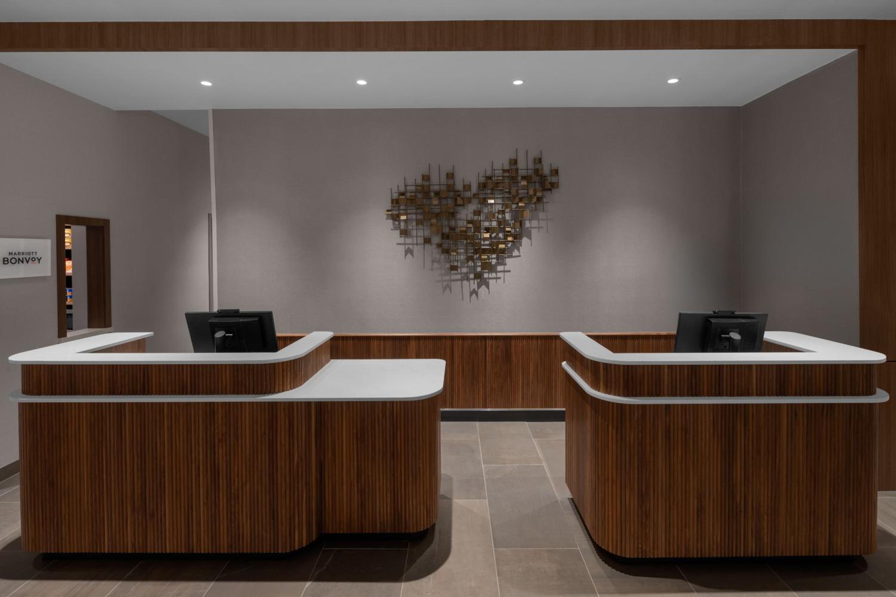 Courtyard by Marriott Reno Sparks view 3