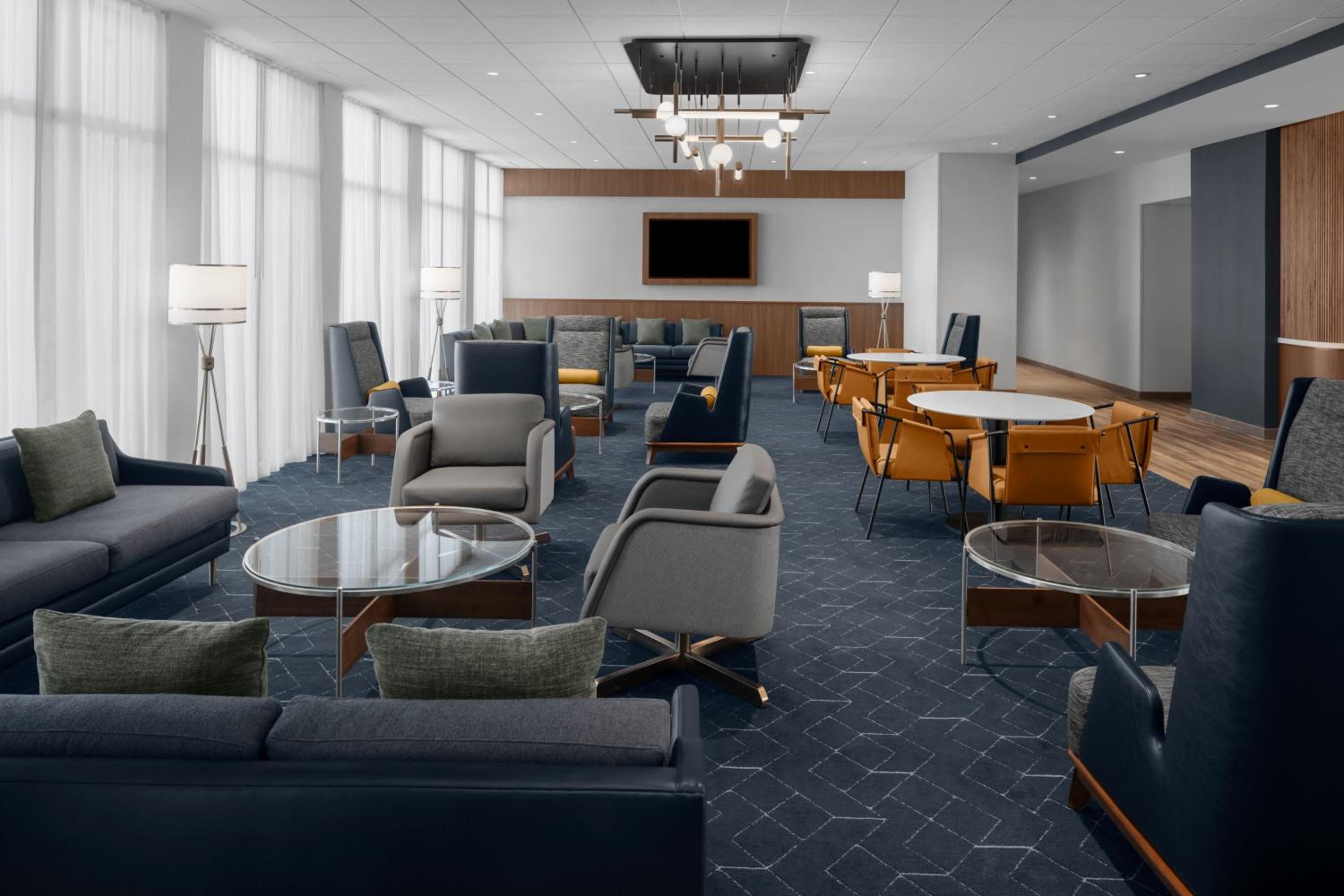 Courtyard by Marriott Reno Sparks view 4