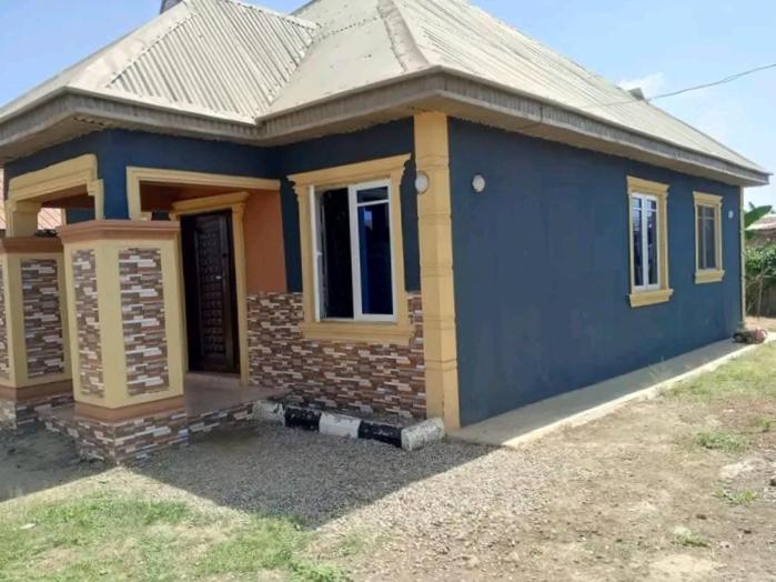2 Bedroom Bungalow view 4