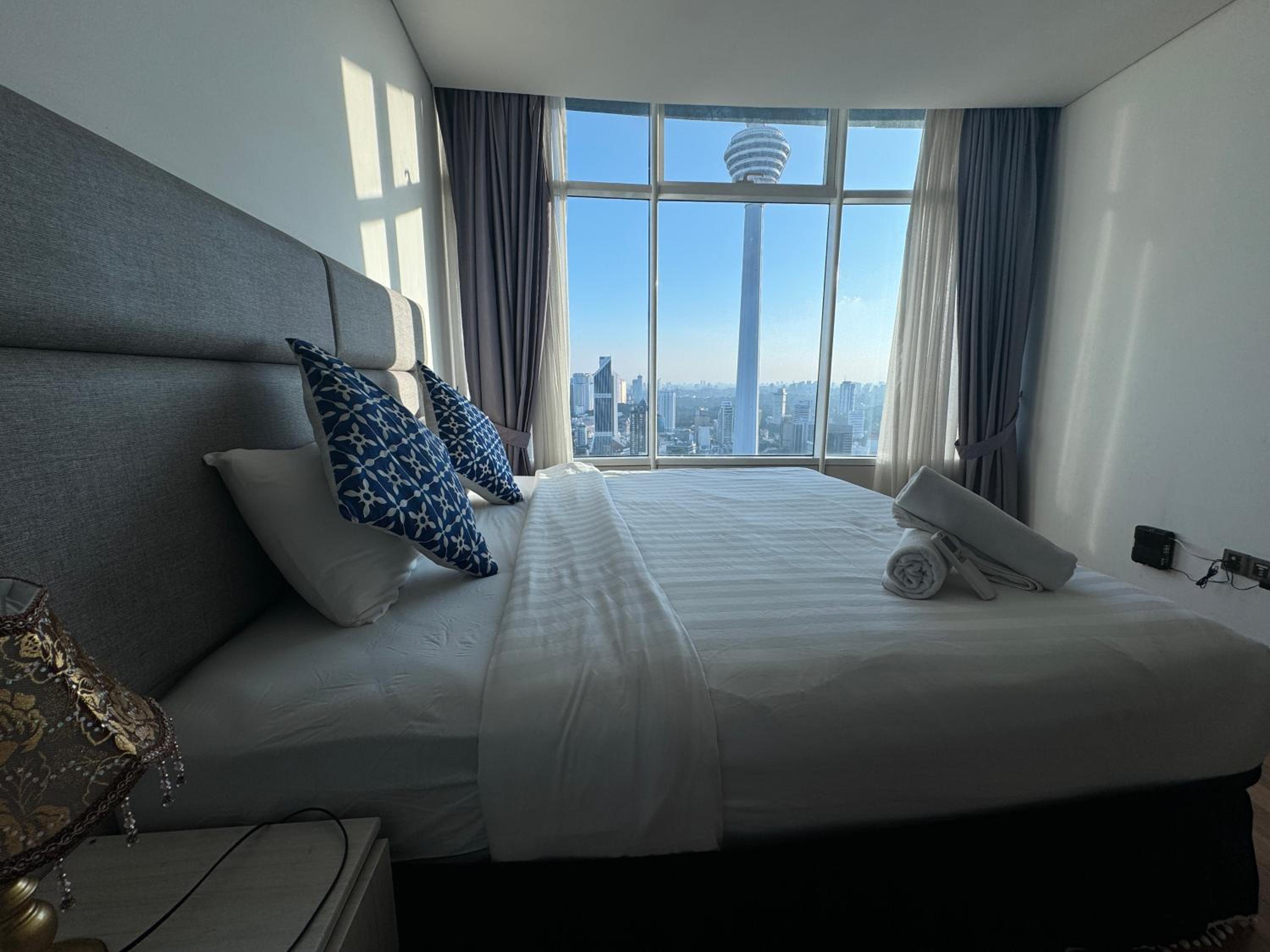 Vortex suites KLCC 2bedroom & 3Bedroom Apartment