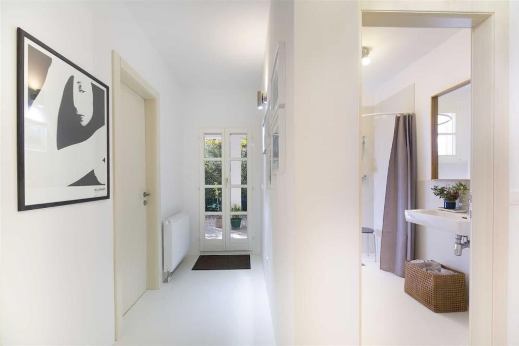 Villa Whispering Bay