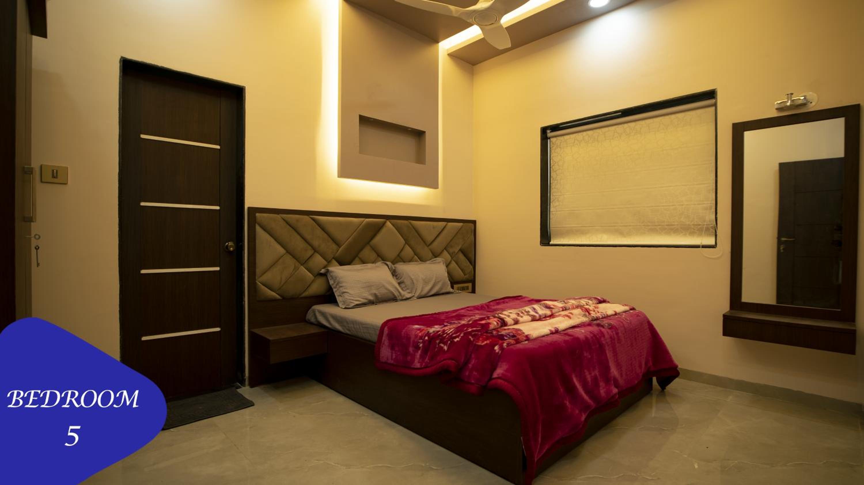 Royal Twin Lonavla - 12BHK Luxury Villa with Turf view 3