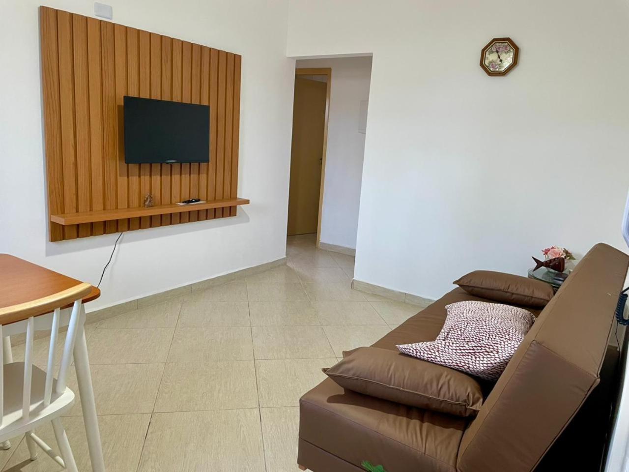 Apartamento aconchegante no Centro de Peruibe