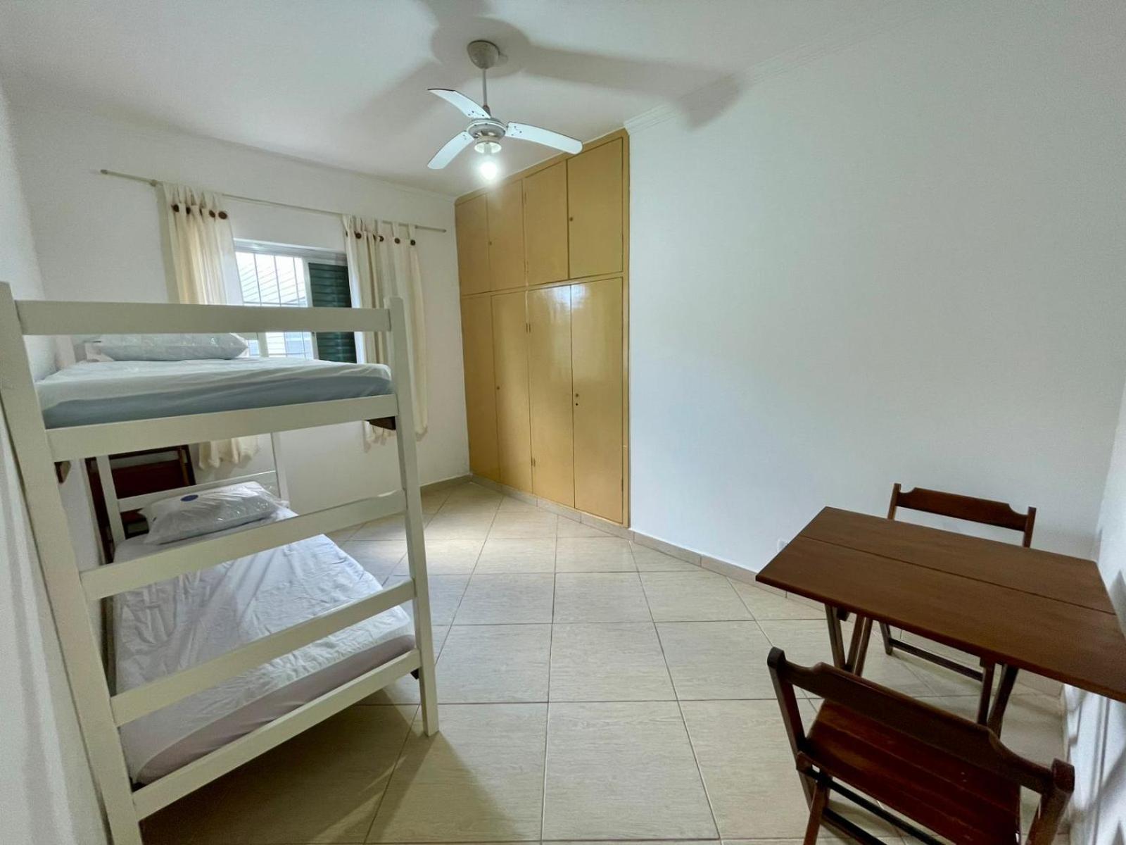 Apartamento aconchegante no Centro de Peruibe