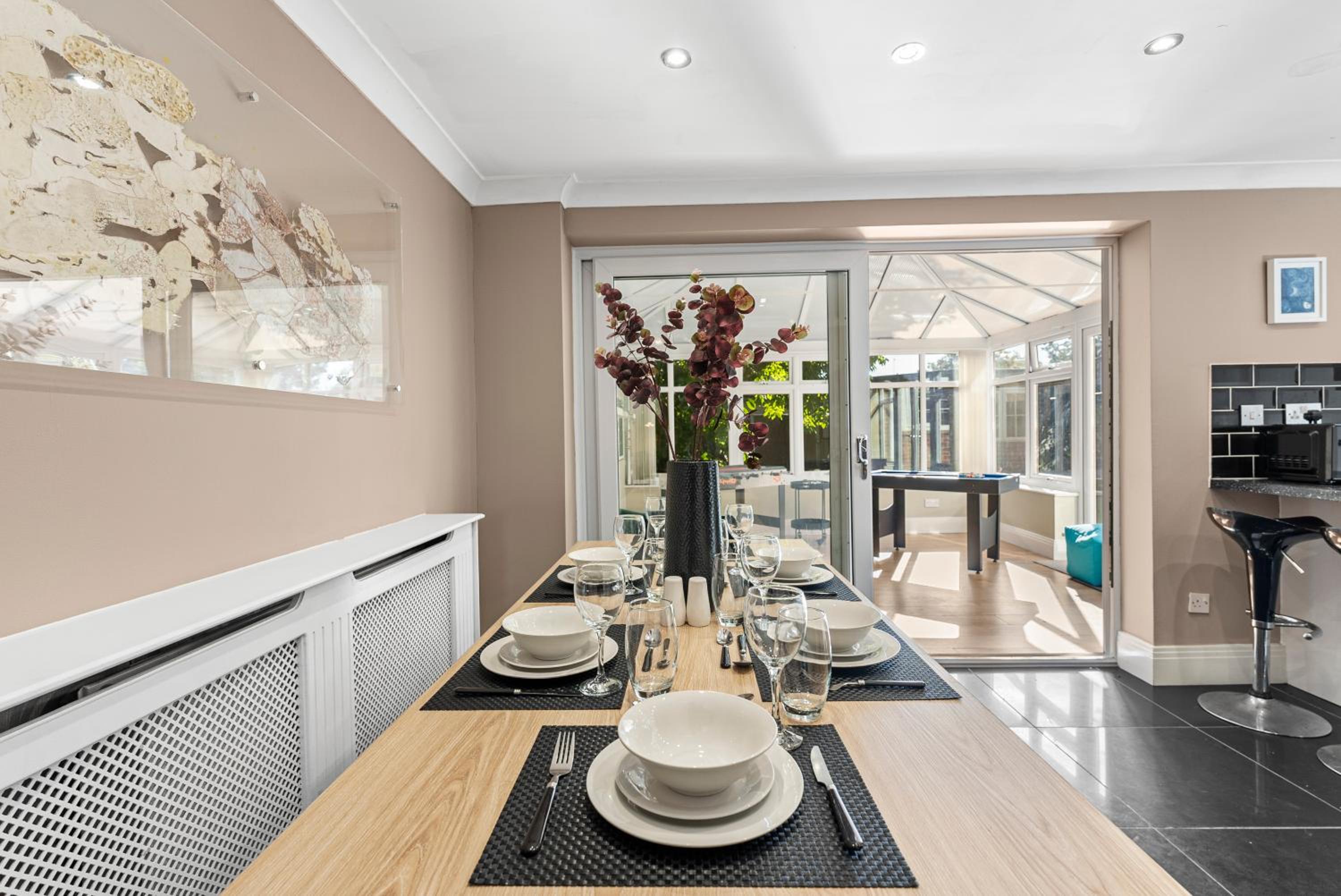 dining
