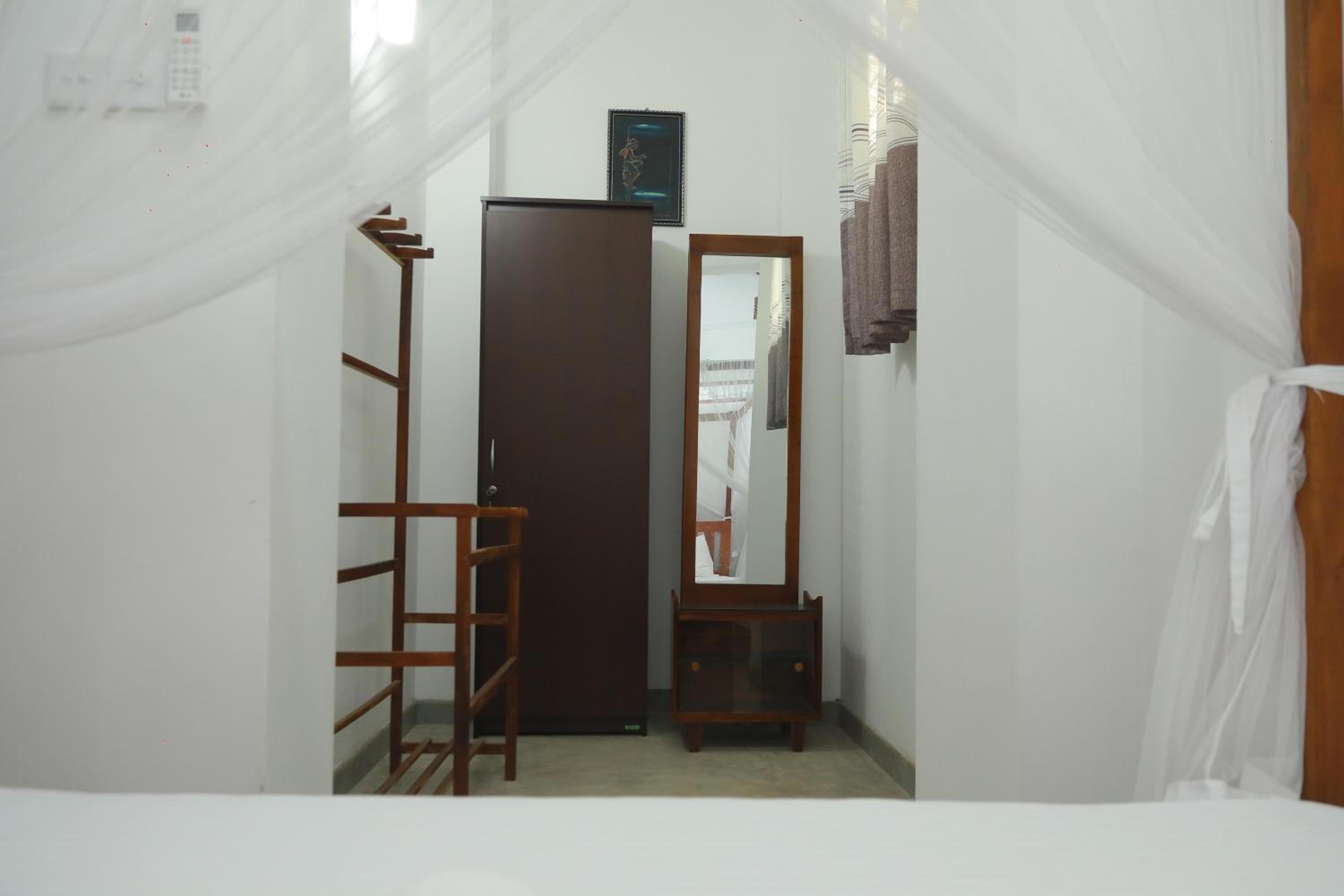 Serene Villa - Full apartment view 4