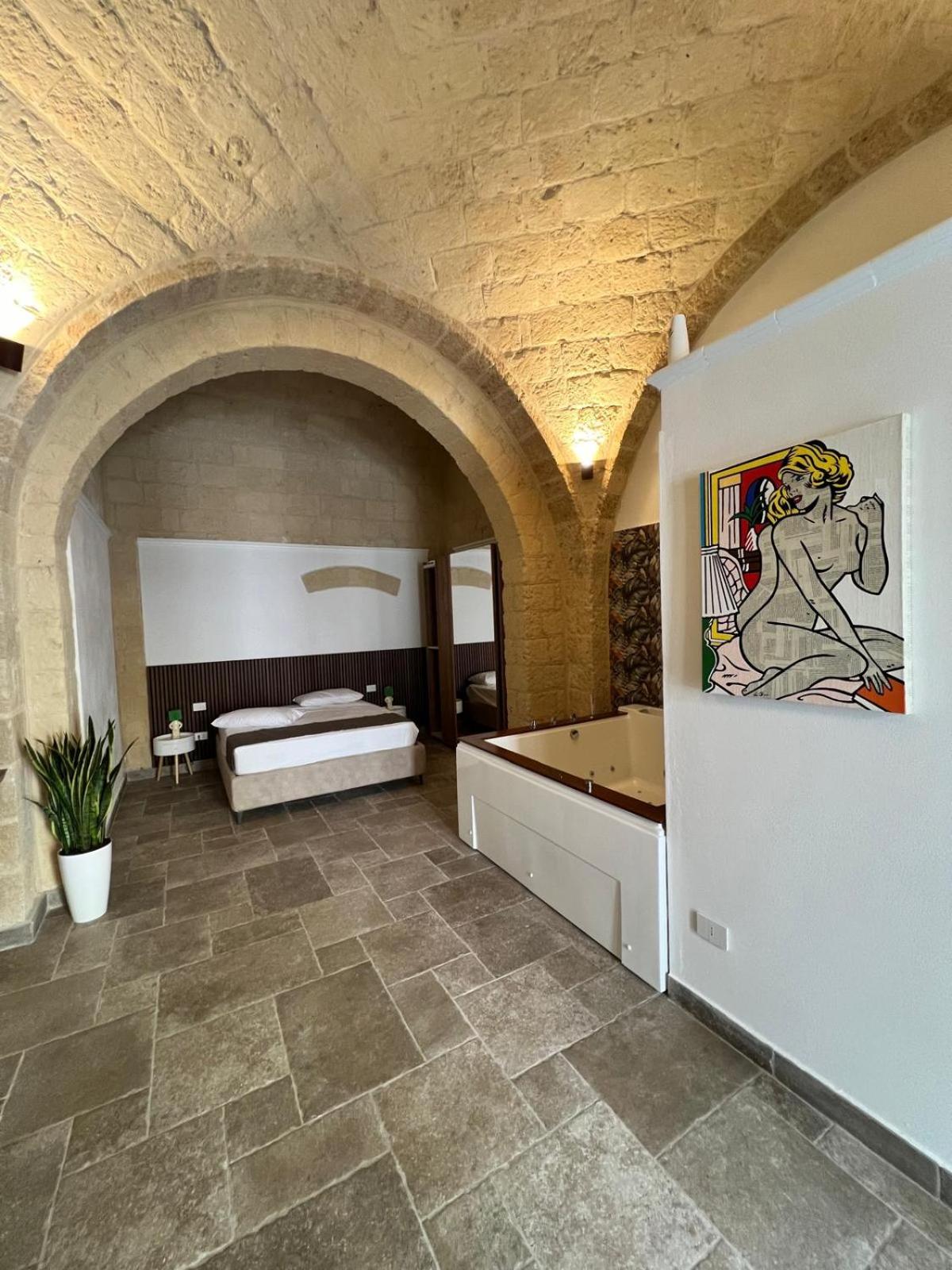 Nicole Suite view 3