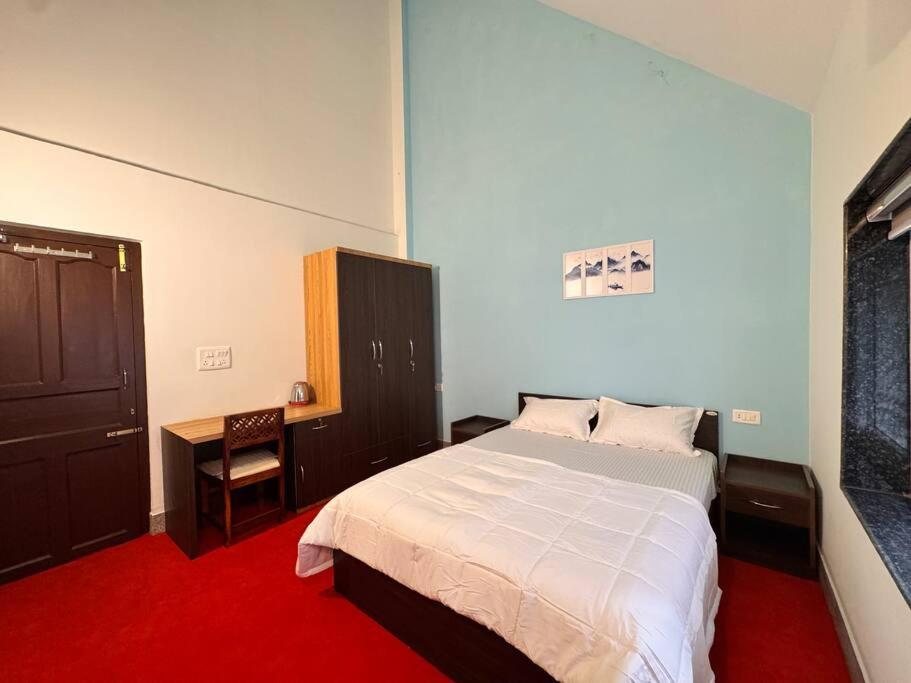 Ariana Homestay