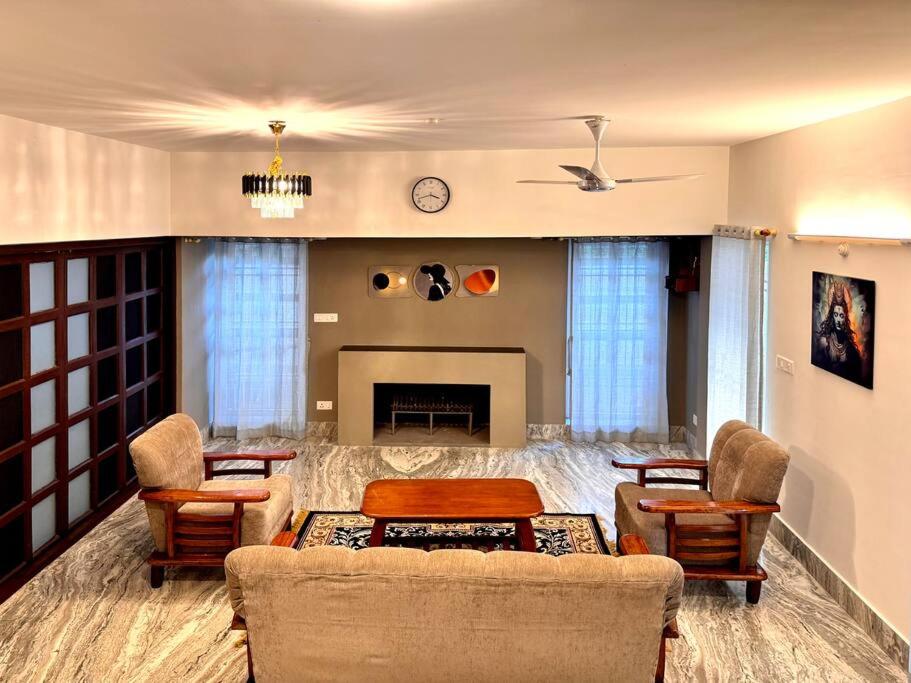 Ariana Homestay