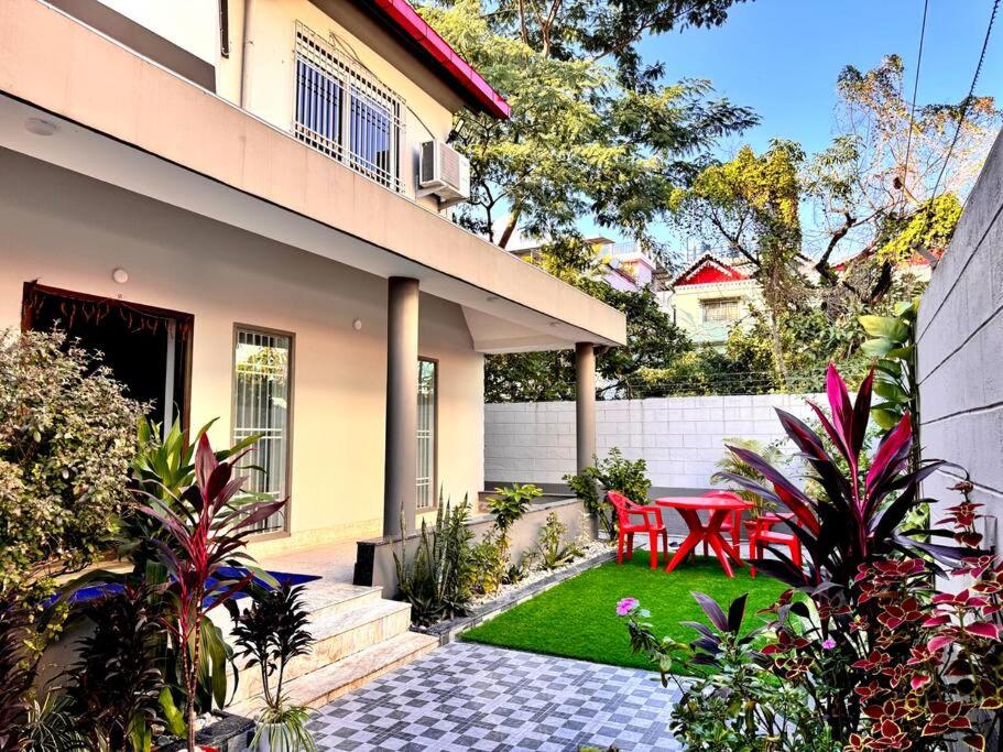 Ariana Homestay
