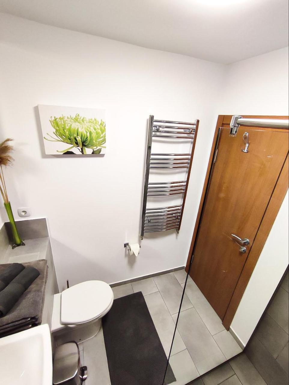 GALA 2Bedroom Apartment 200m from Gondola