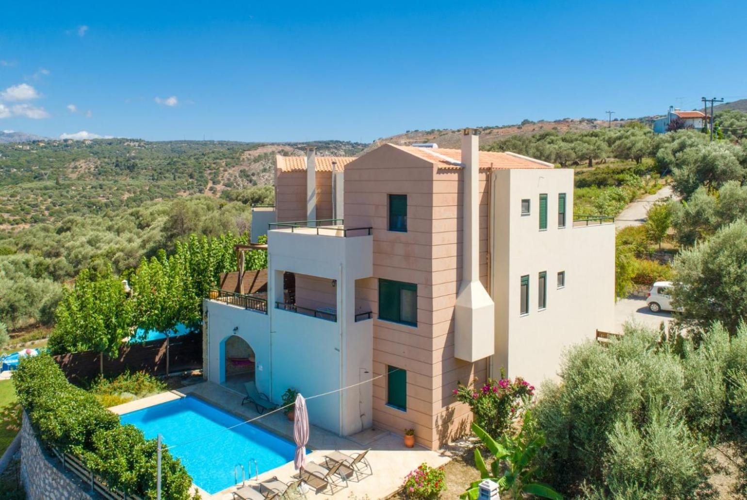 Villa Olive view 4