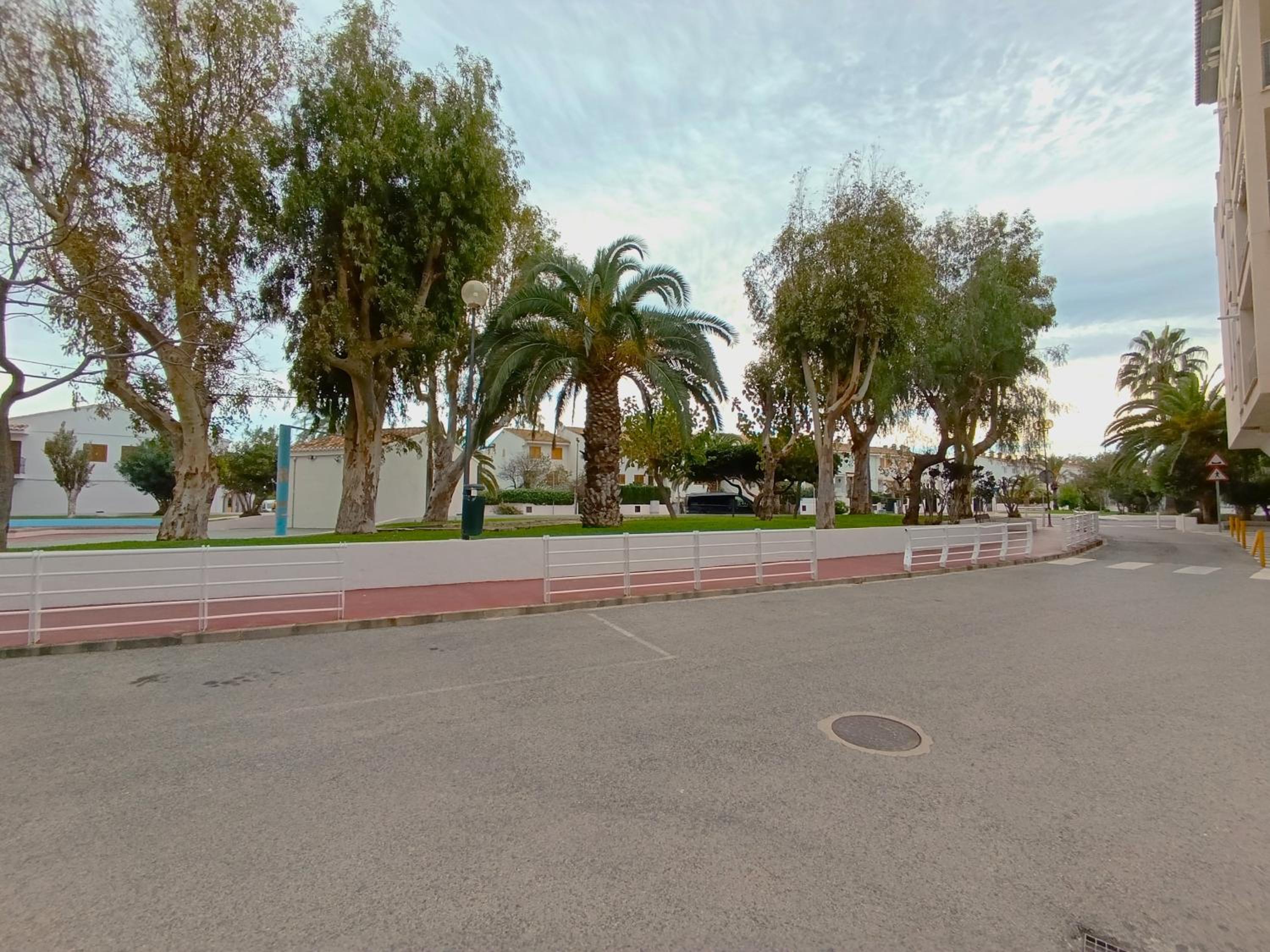 Play-Puig Beach Flat