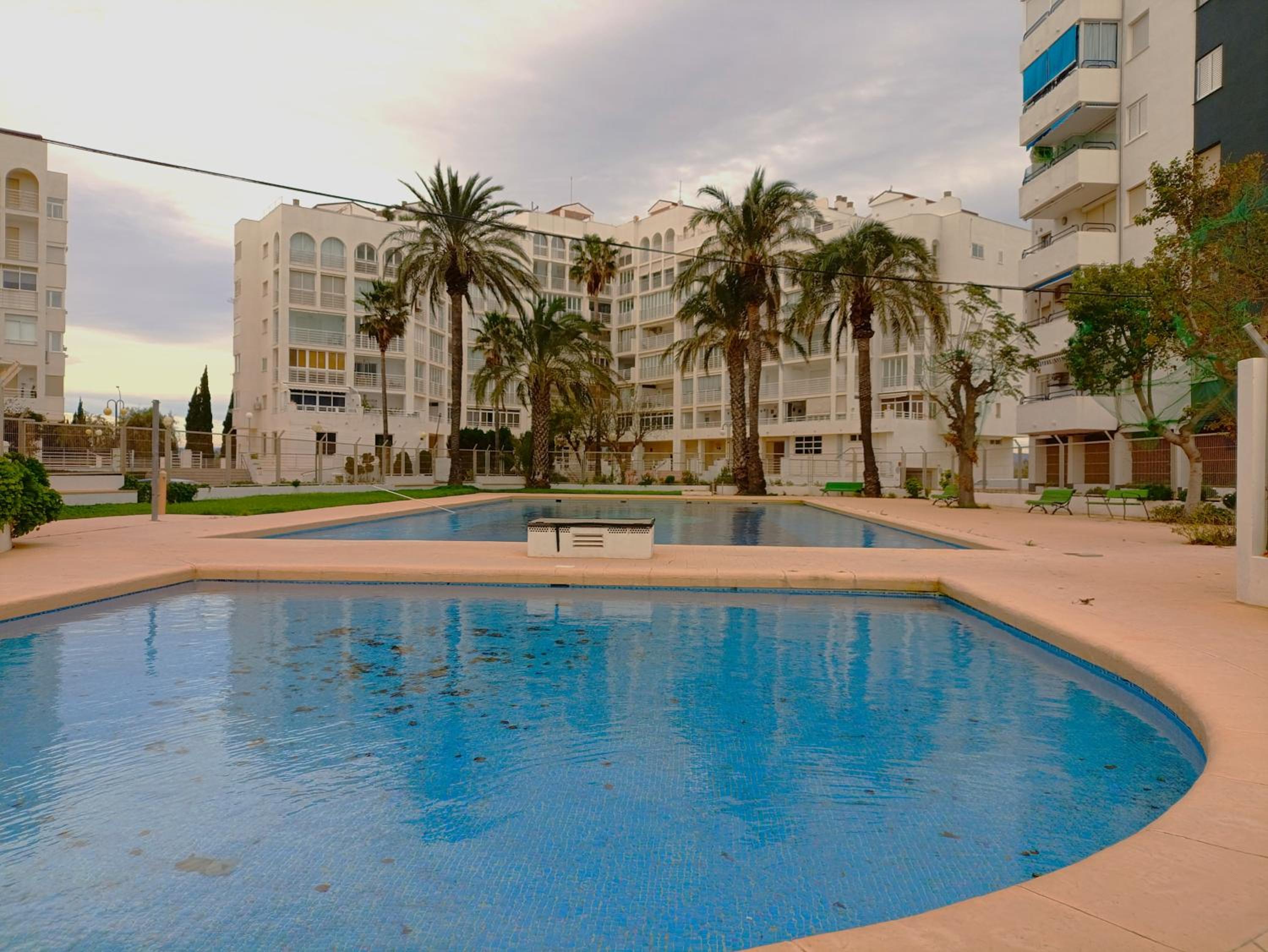 Play-Puig Beach Flat