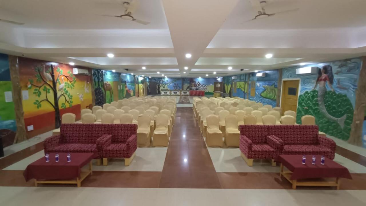 meeting & event spaces
