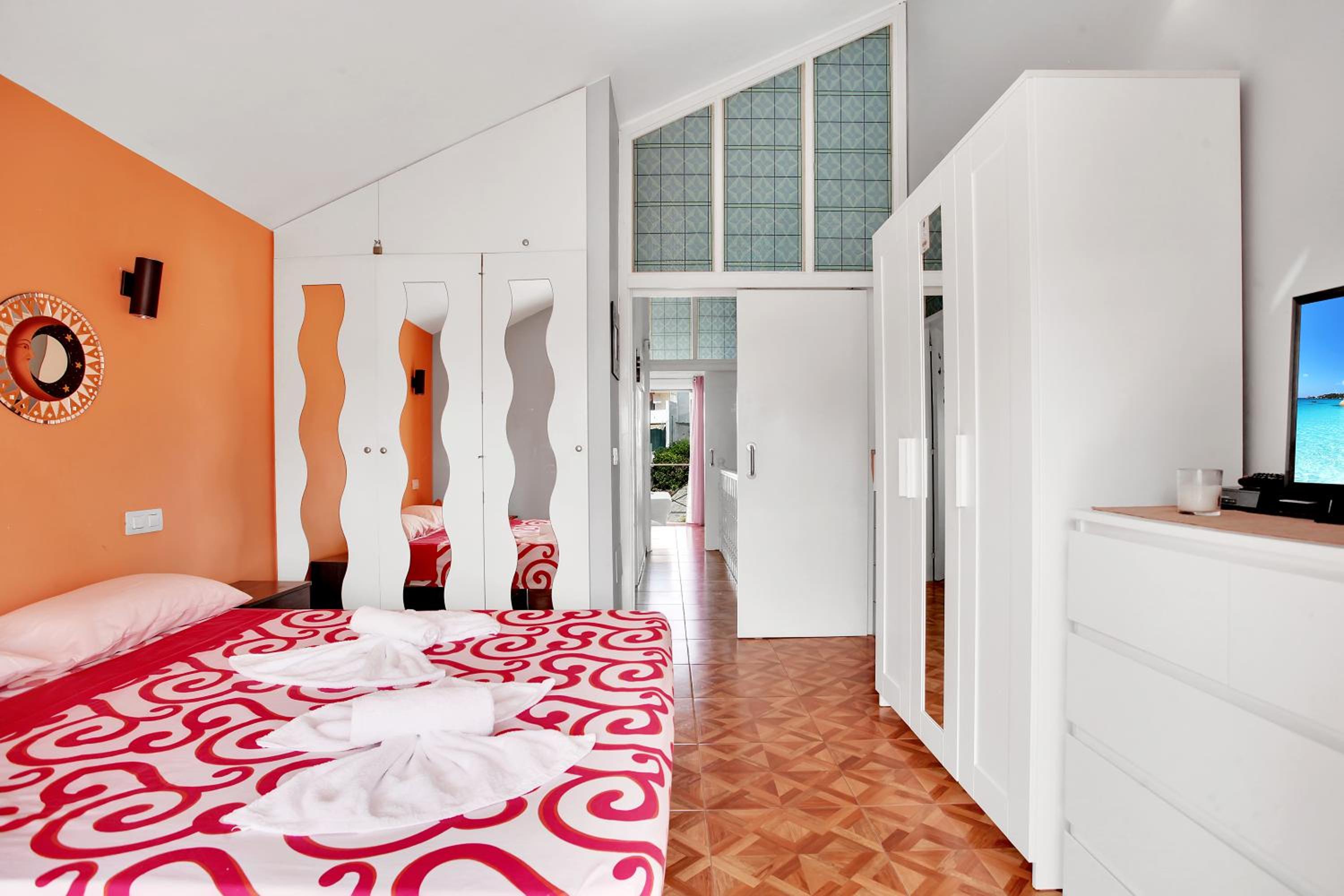 2 bedrooms Bungalow in Playa de las Americas view 3