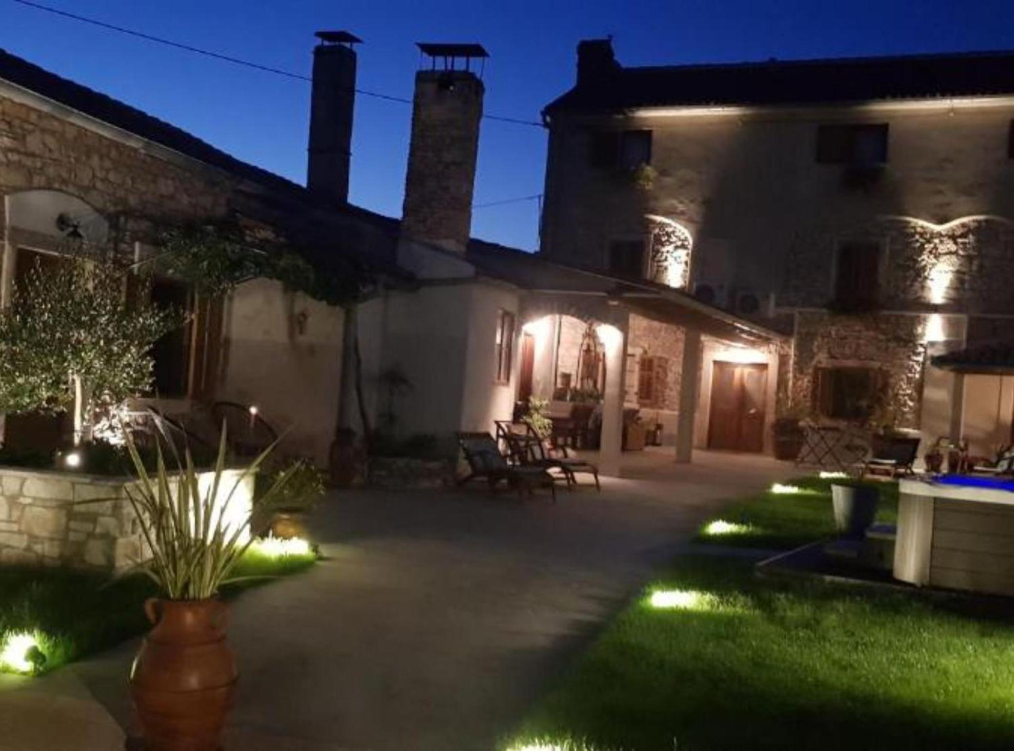 Charming Rooms & Apartments Stelio view 3