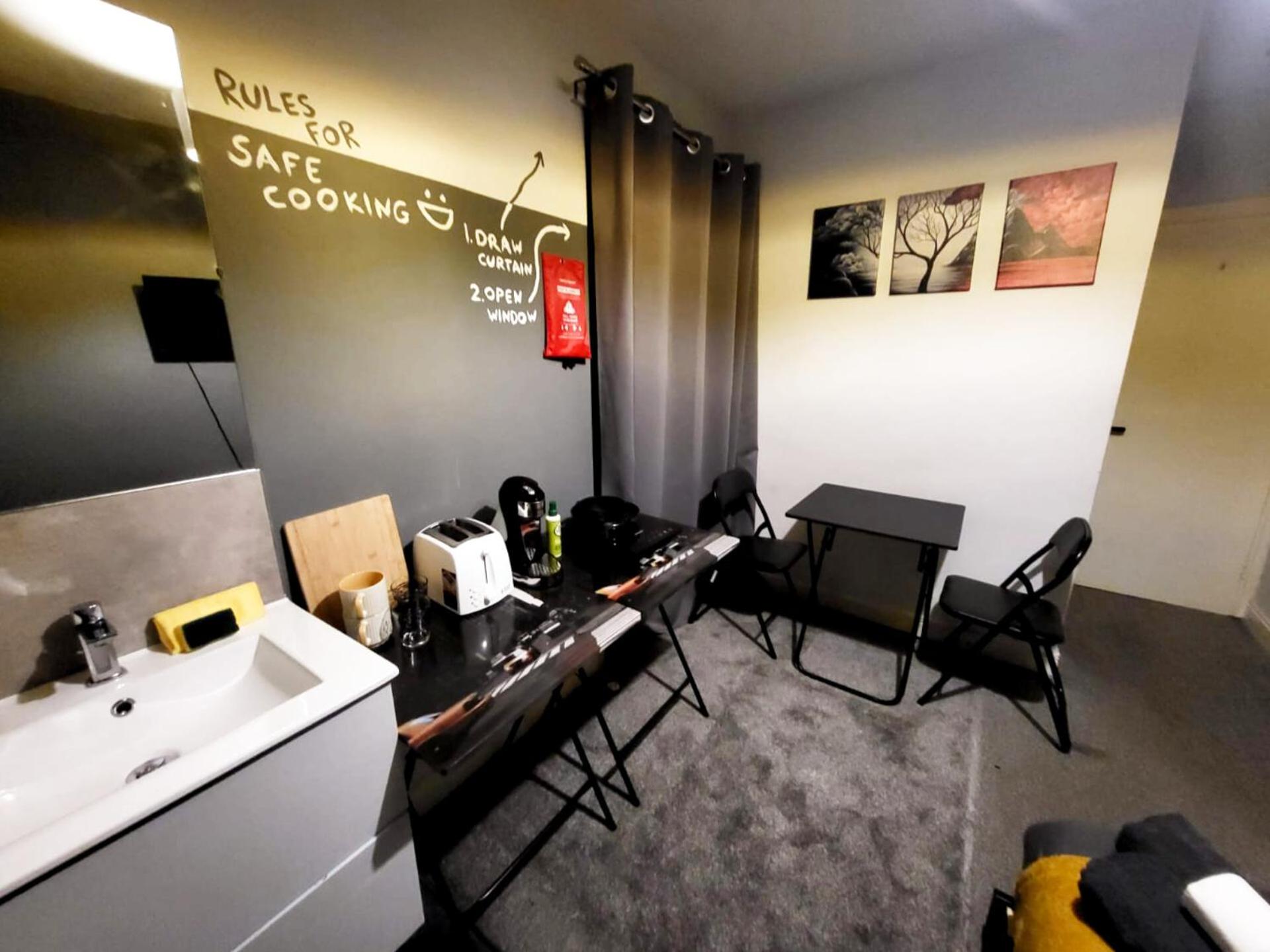 hotel room