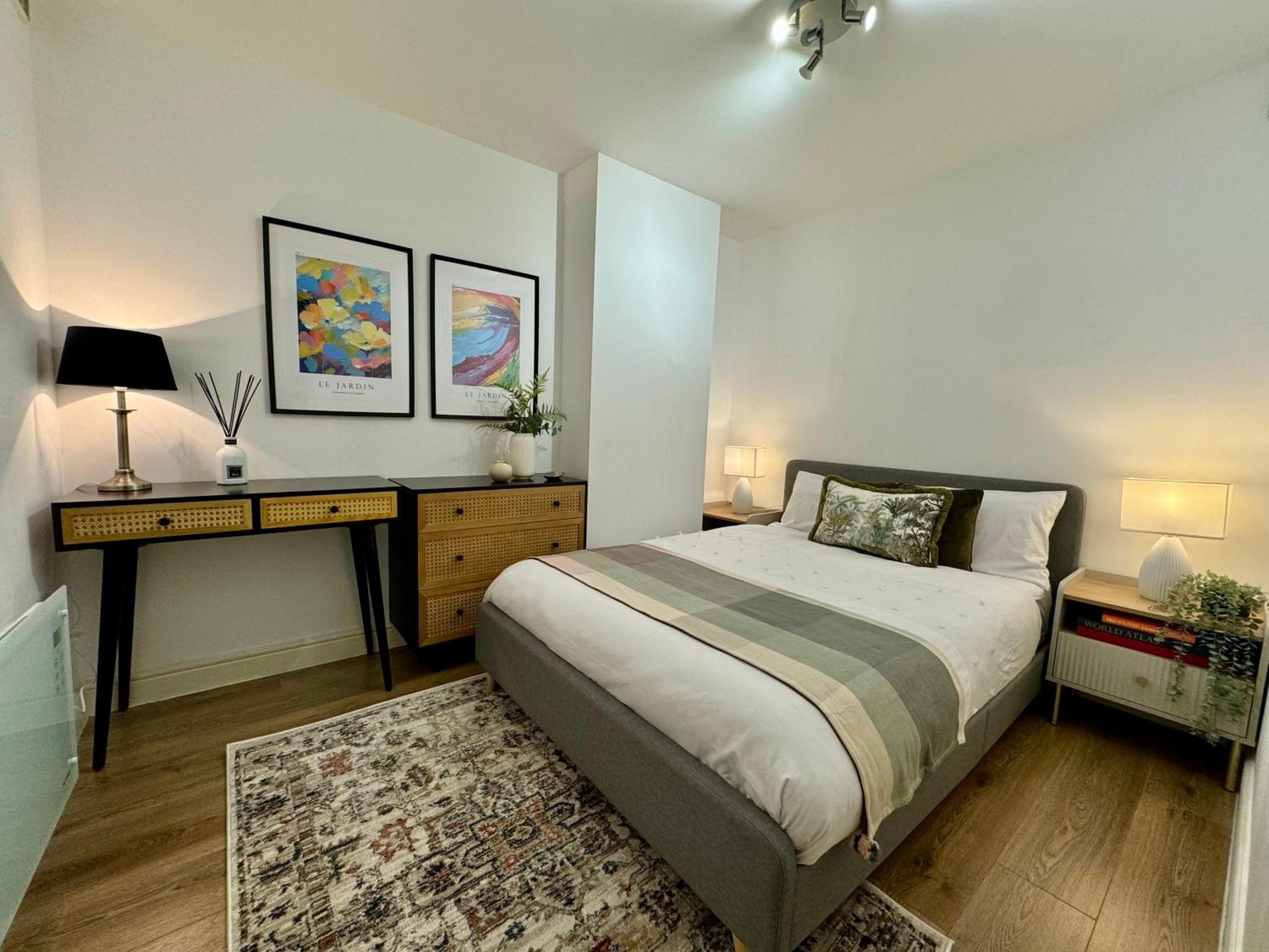 Holiday home 2BR l 2BA With Patio-Sleep 6