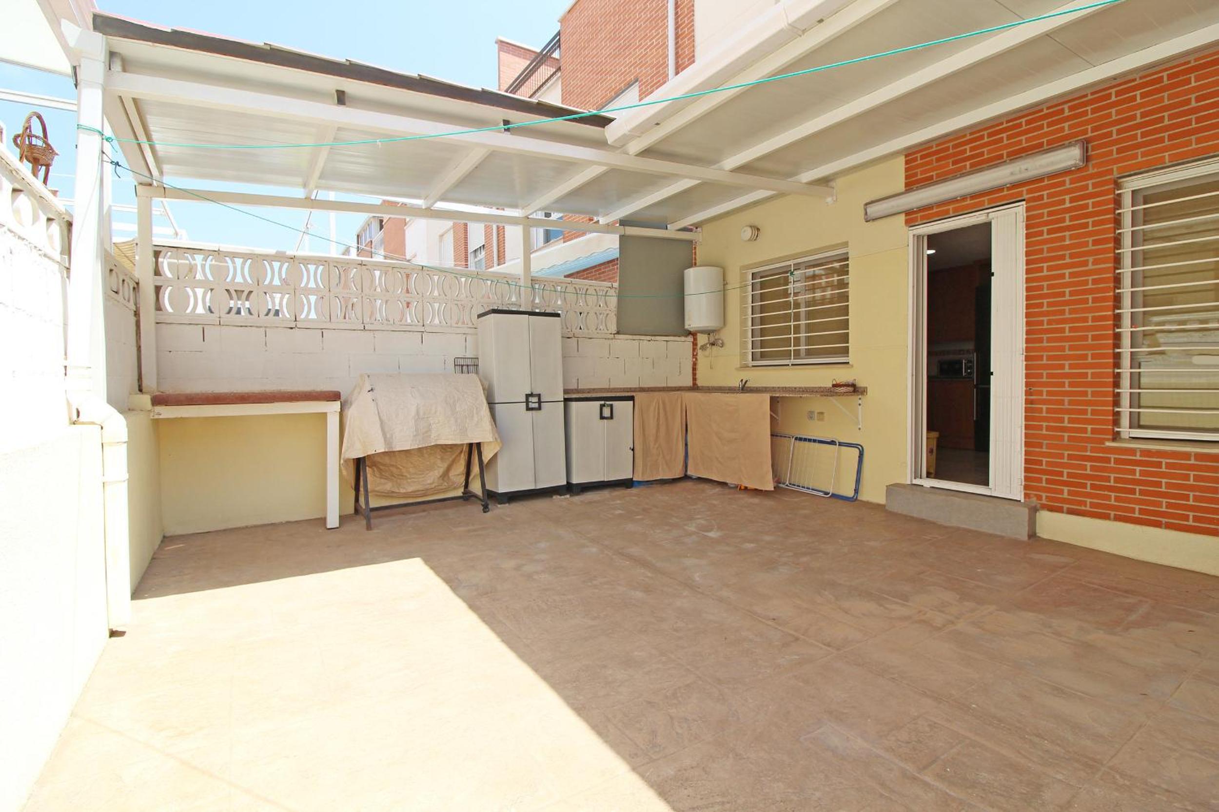 Global Vacacional, Moderno y práctico adosado en Puerto de Sagunto