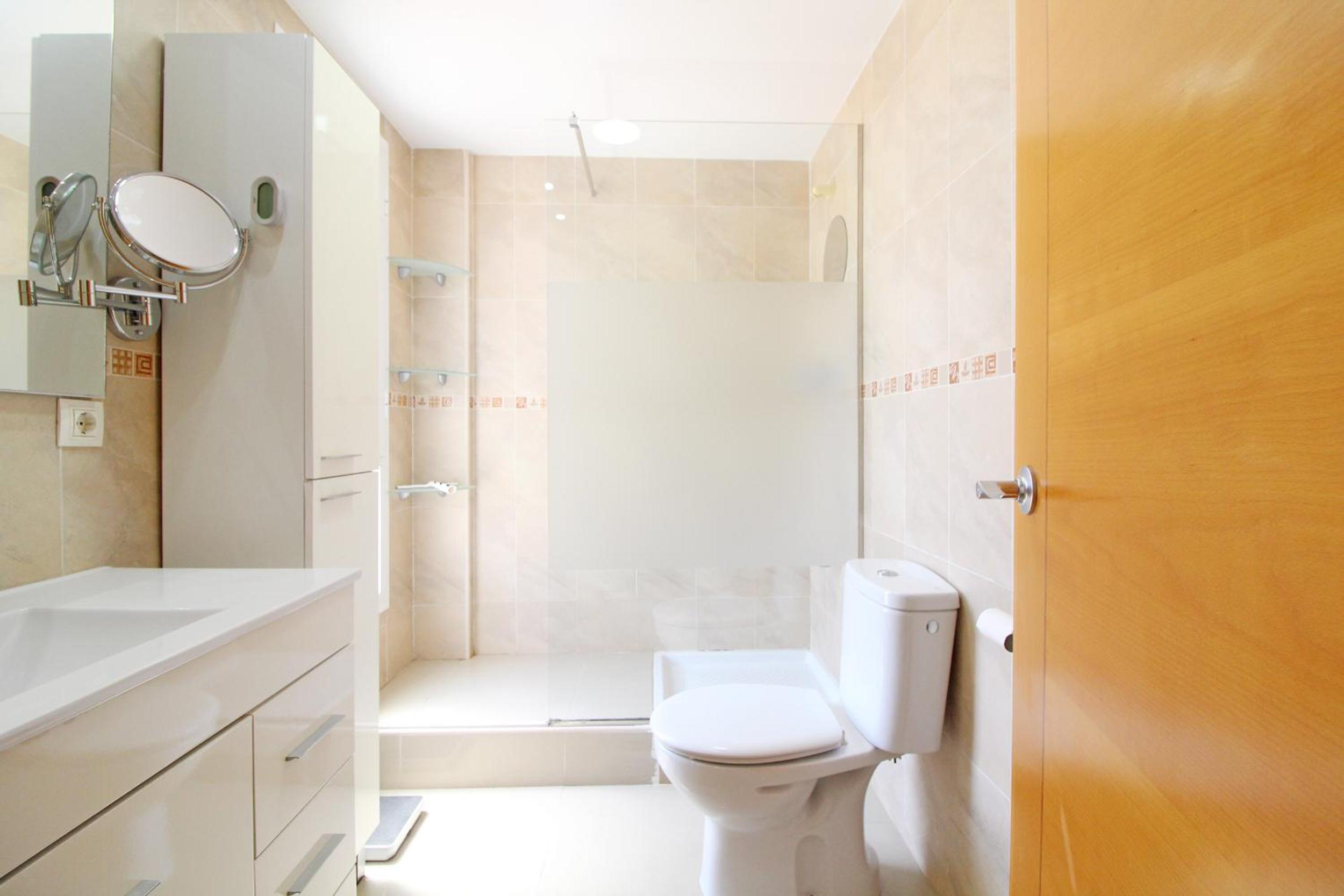 Global Vacacional, Moderno y práctico adosado en Puerto de Sagunto