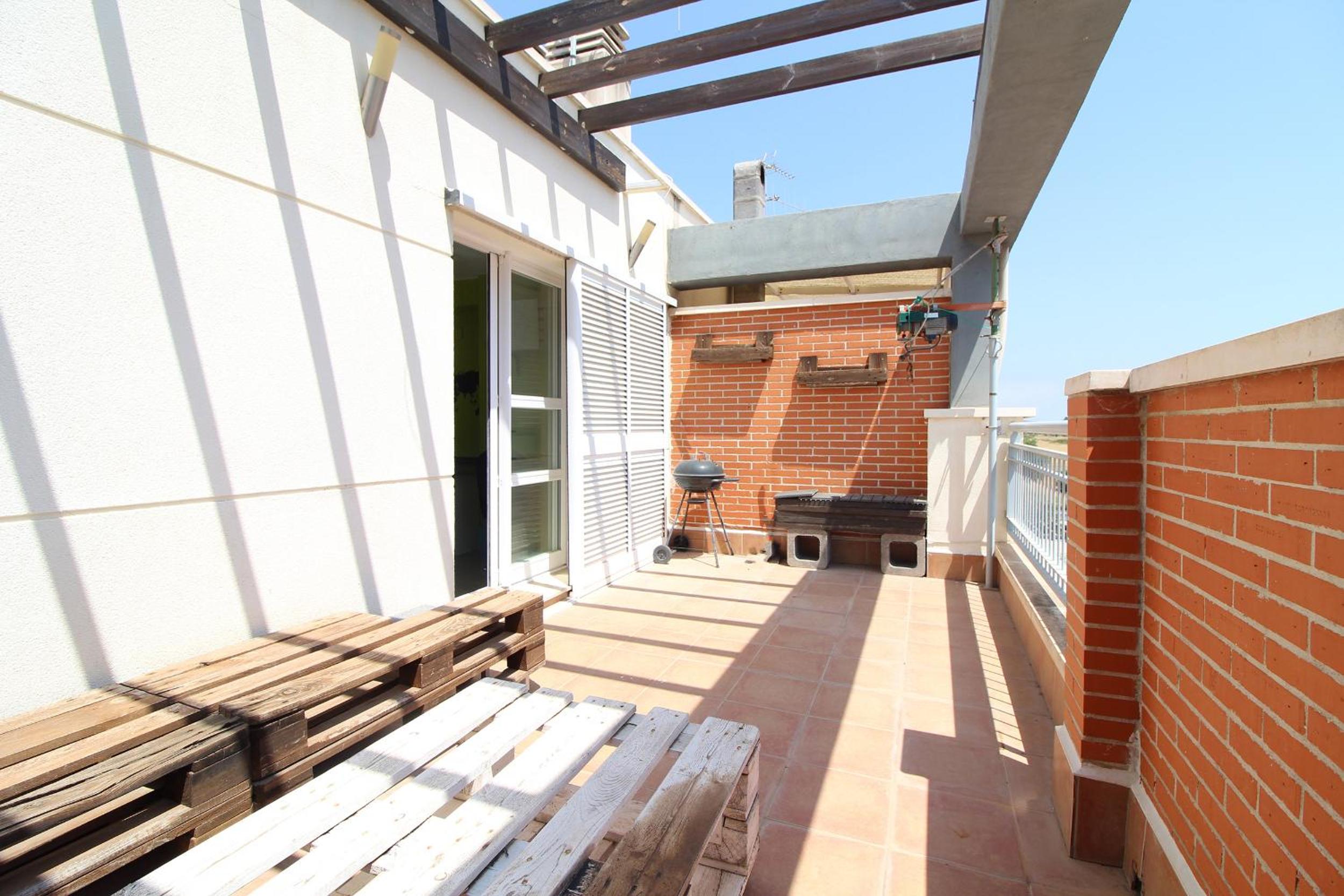 Global Vacacional, Moderno y práctico adosado en Puerto de Sagunto