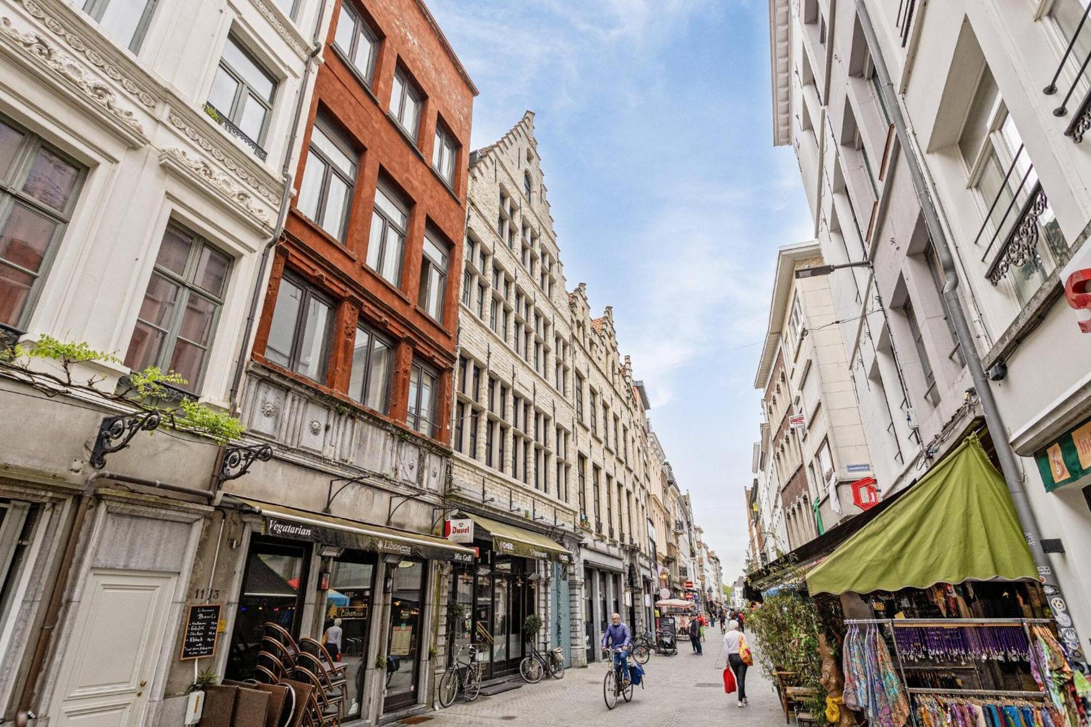 Spacious apartment near Grote Markt