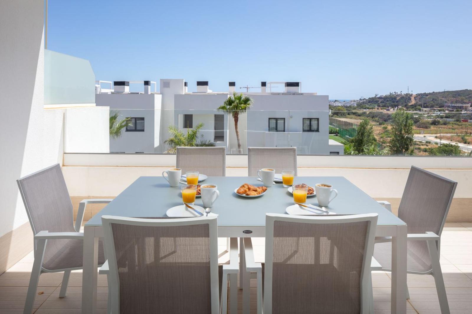 Las Olas Apartment by Alfresco Stays