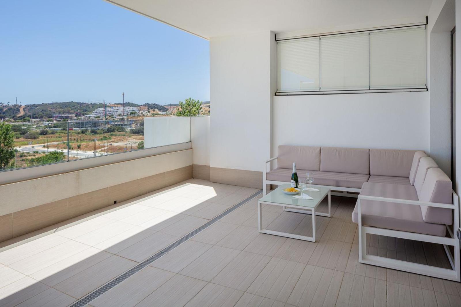 Las Olas Apartment by Alfresco Stays