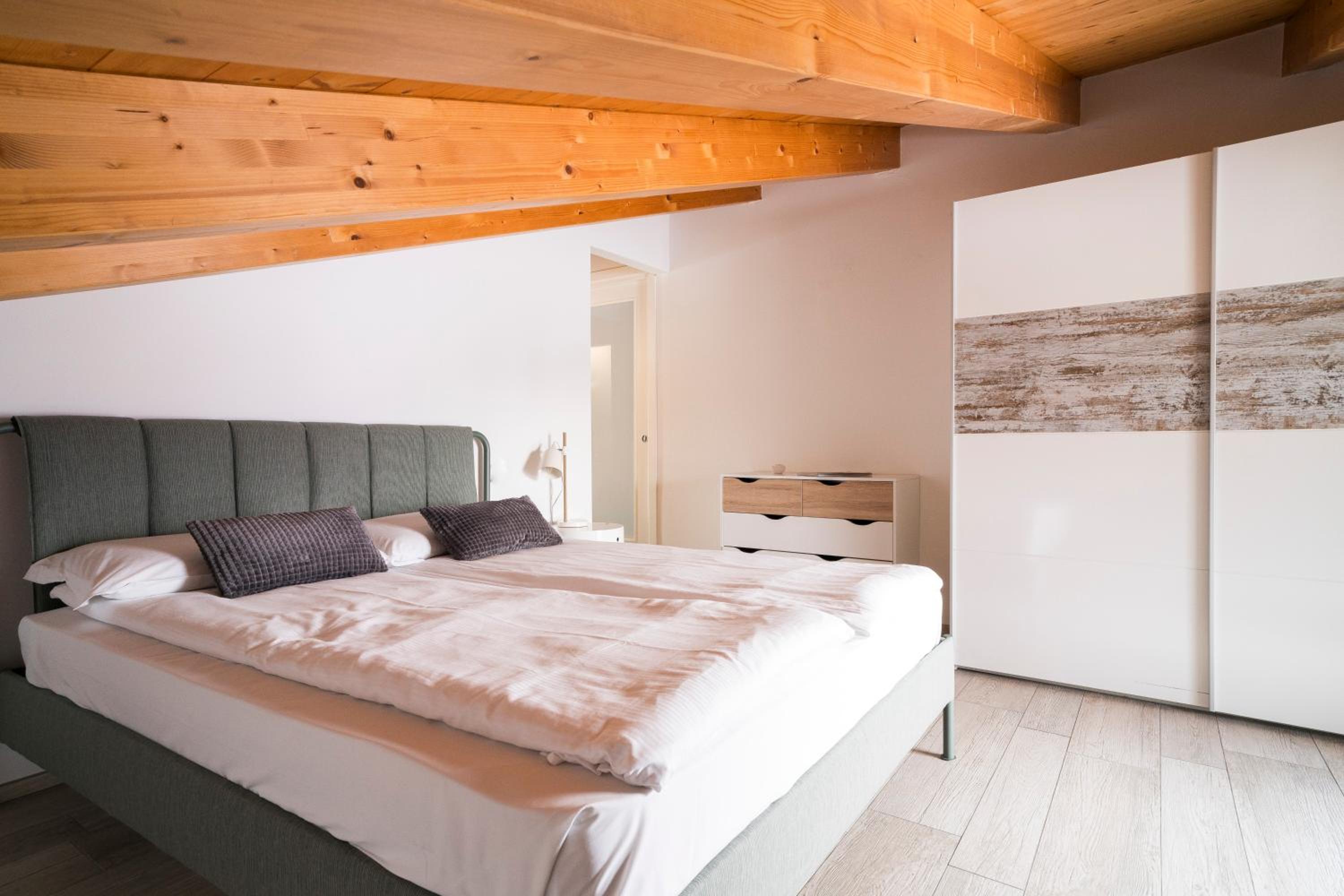 Aosta Holiday Apartments - Gressan view 4