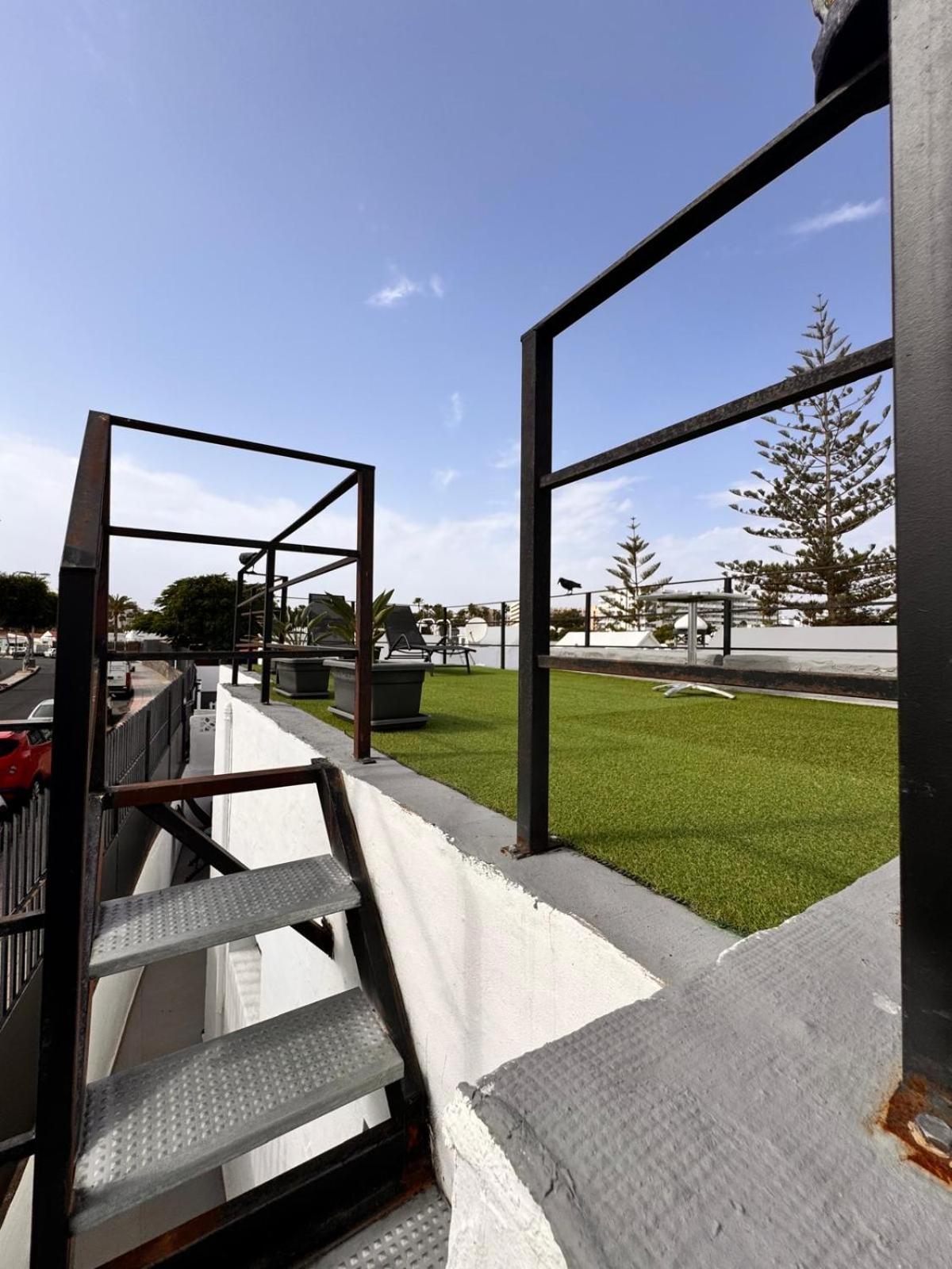 Yumbo Rainbow Homes D