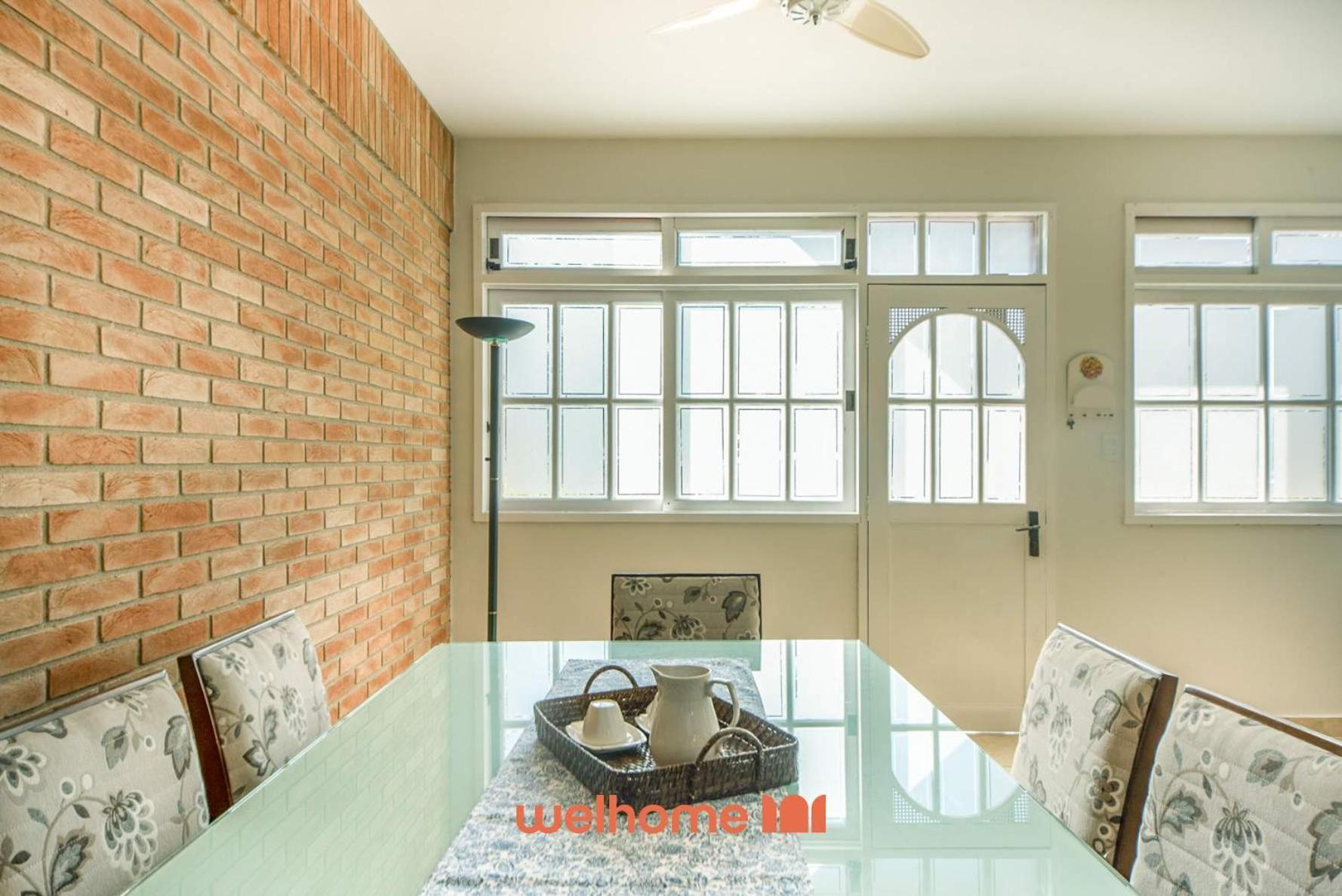 Casa em condomínio a 500m da praia em Bertioga