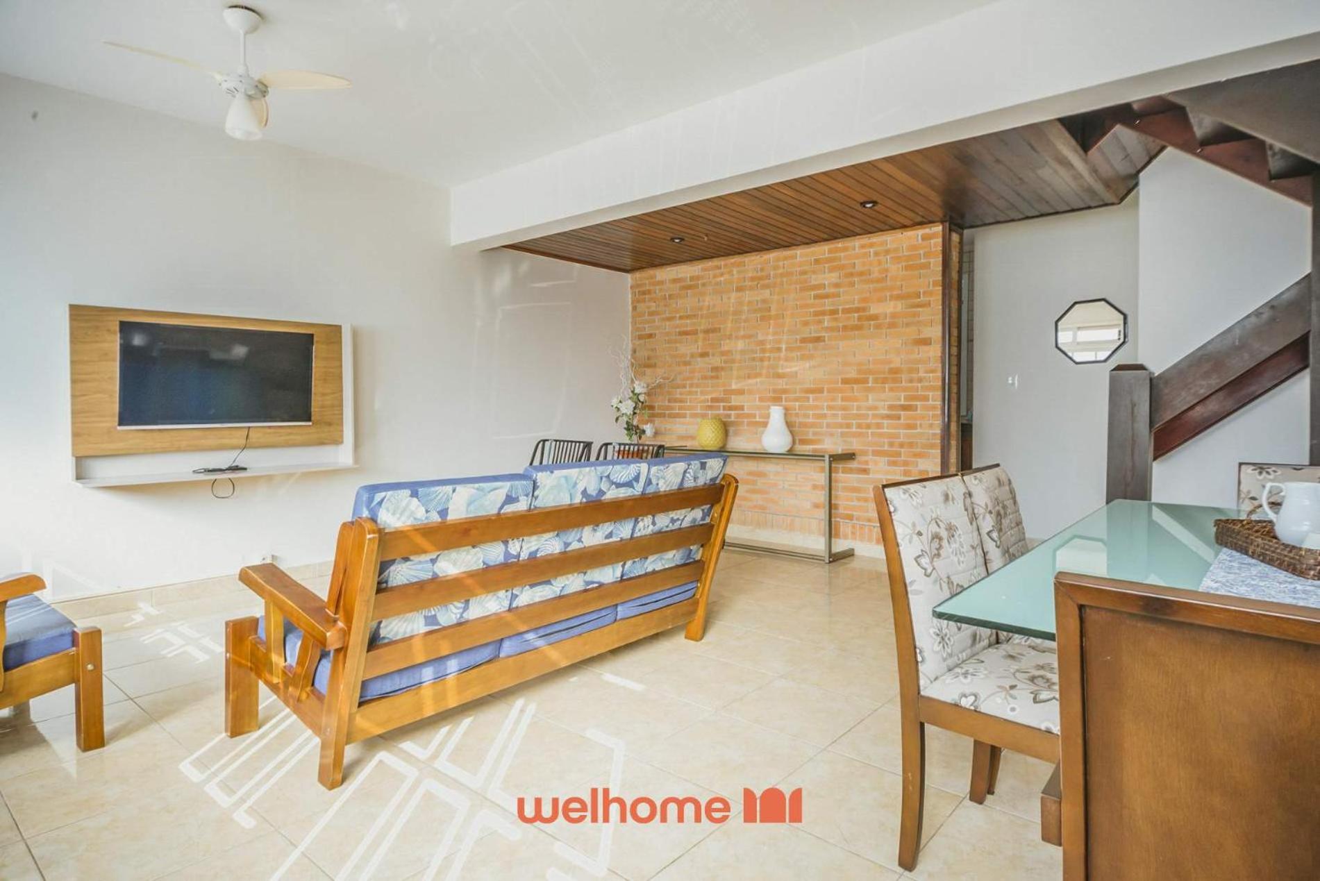 Casa em condomínio a 500m da praia em Bertioga