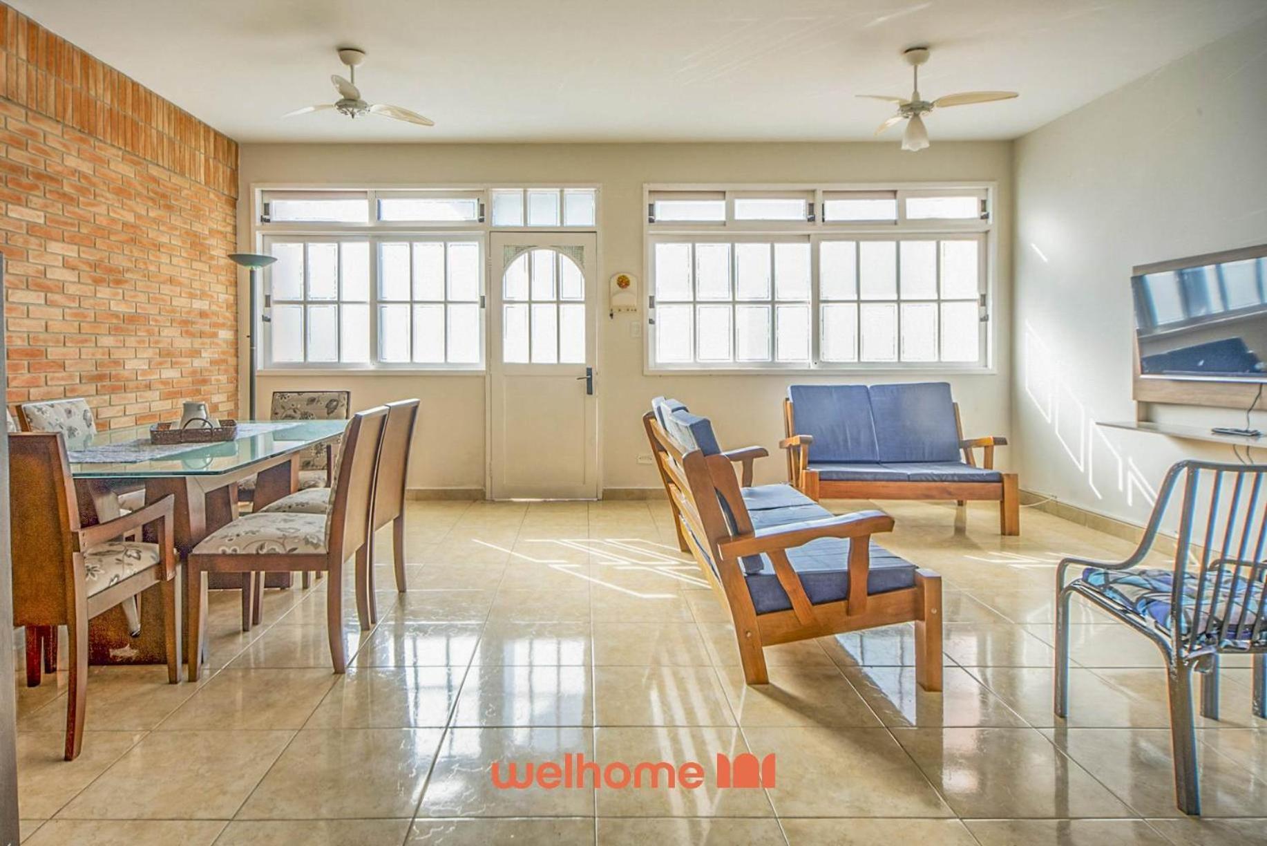 Casa em condomínio a 500m da praia em Bertioga