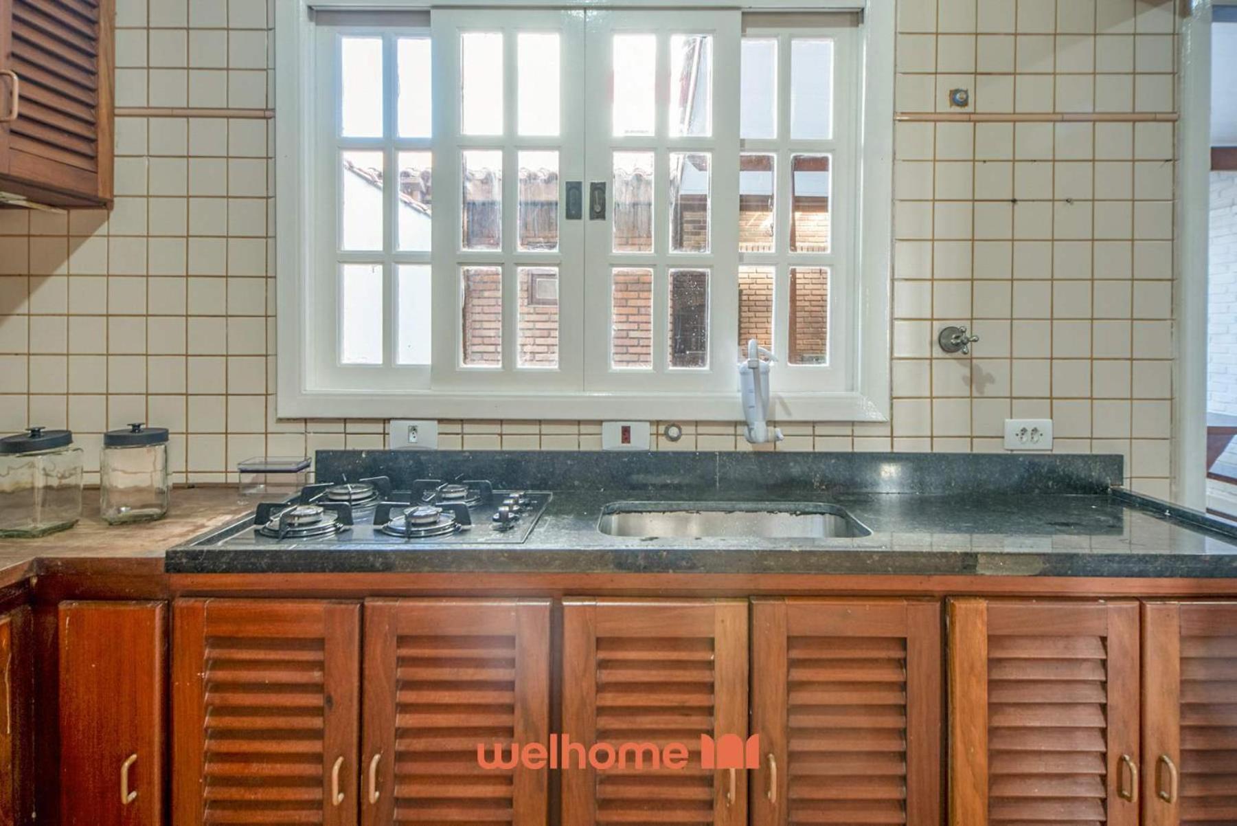 Casa em condomínio a 500m da praia em Bertioga