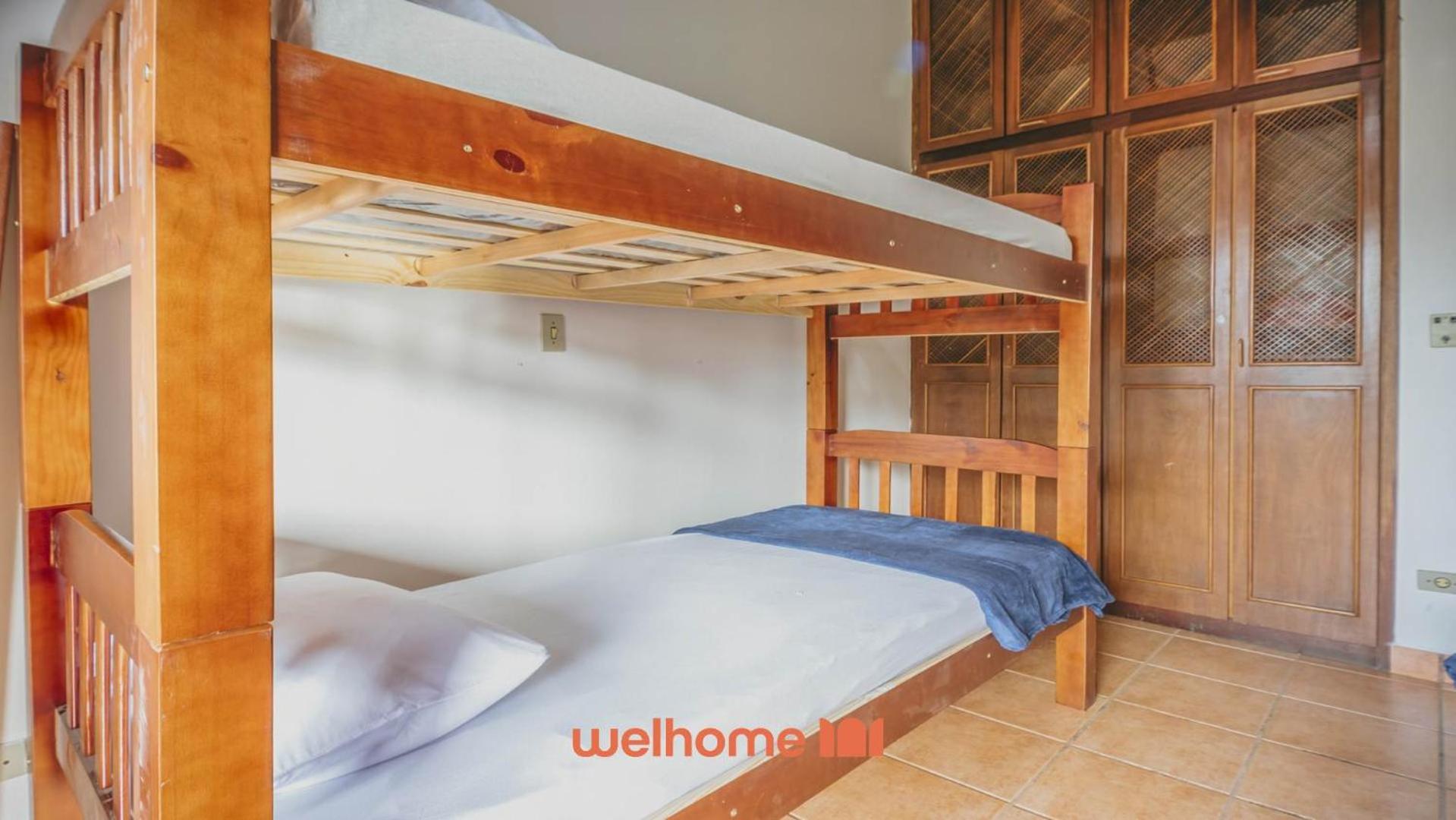 Casa em condomínio a 500m da praia em Bertioga