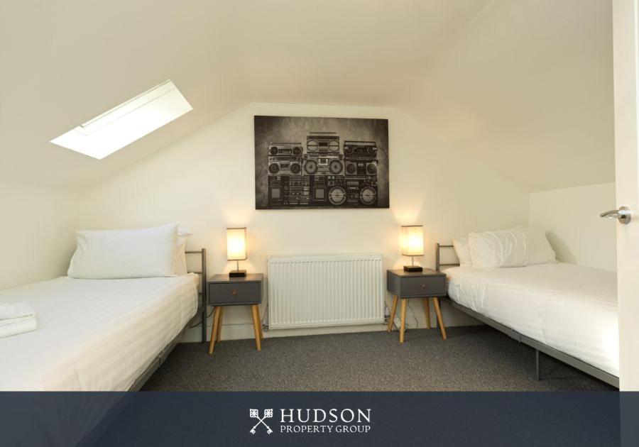 Townhouse in Shrewsbury with Parking
