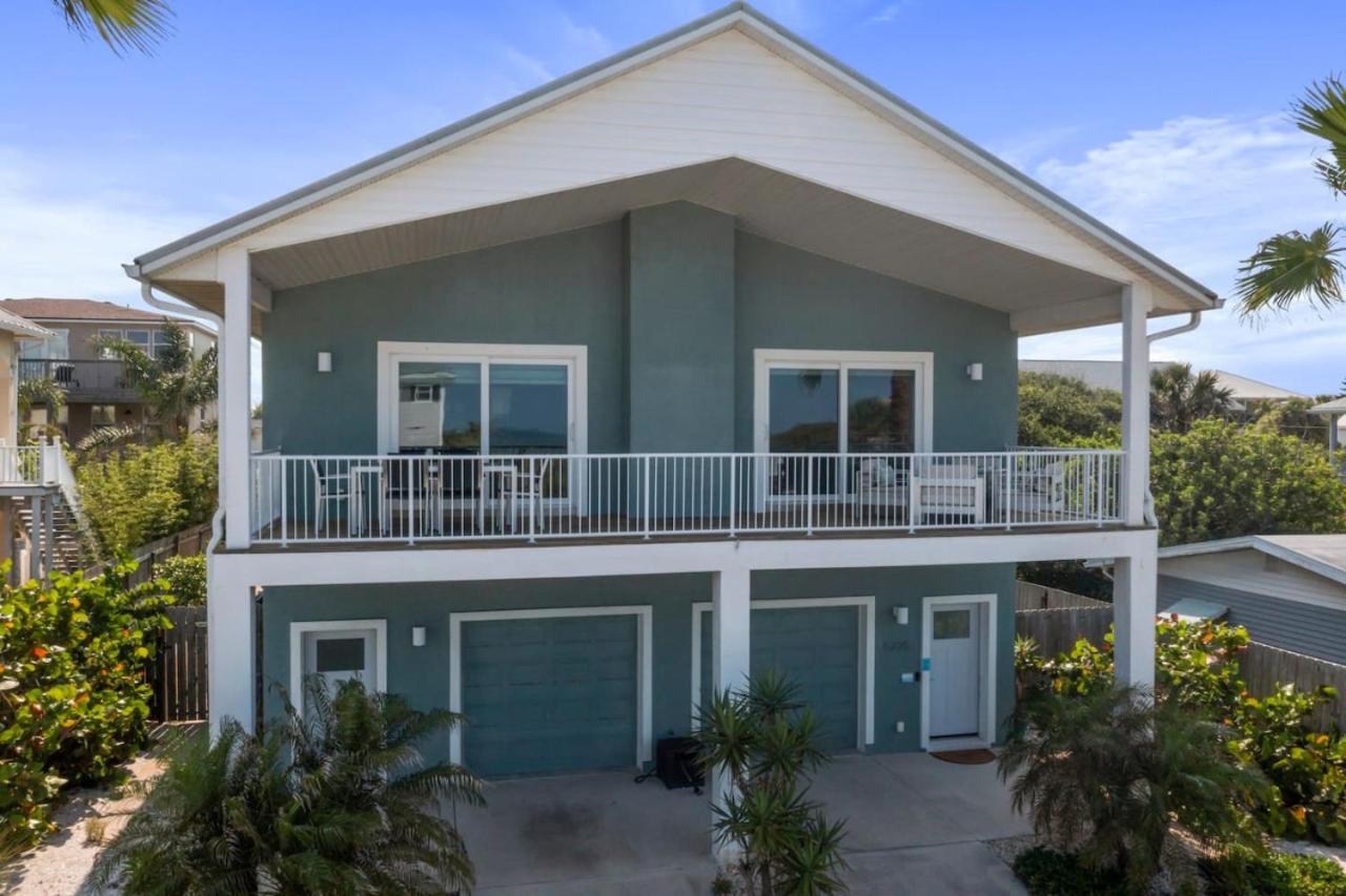 The Vista Steps to beach with Game Room view 2