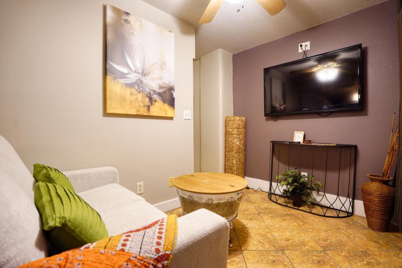 FlatIron Suite 203 - King Sized with a View view 5