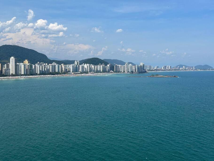 Apartamento de frente para o mar