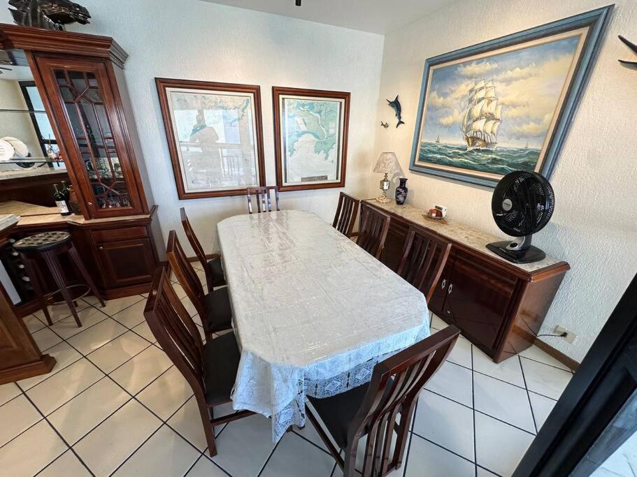 Apartamento de frente para o mar
