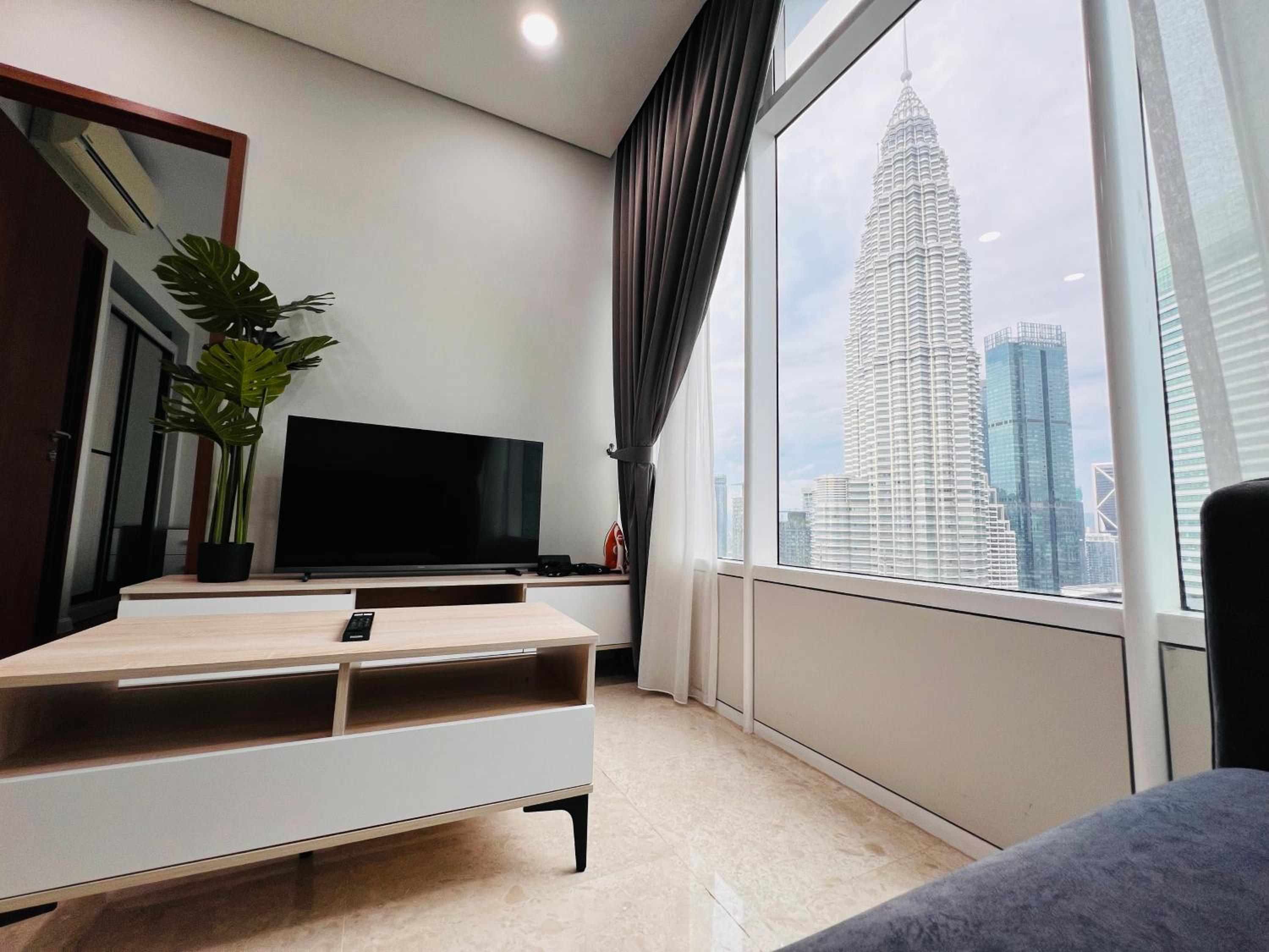 Sky Suites at KLCC by Mitstay