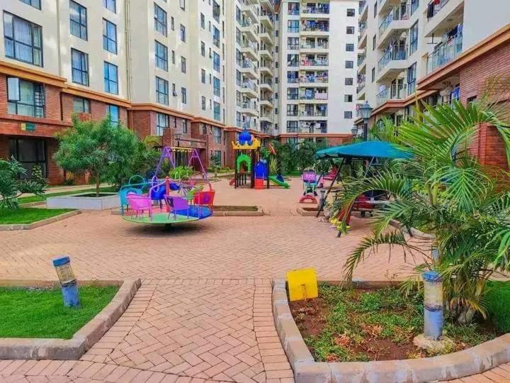 Apple Tree Apartment , 2 bedroom Luxury suites view 4