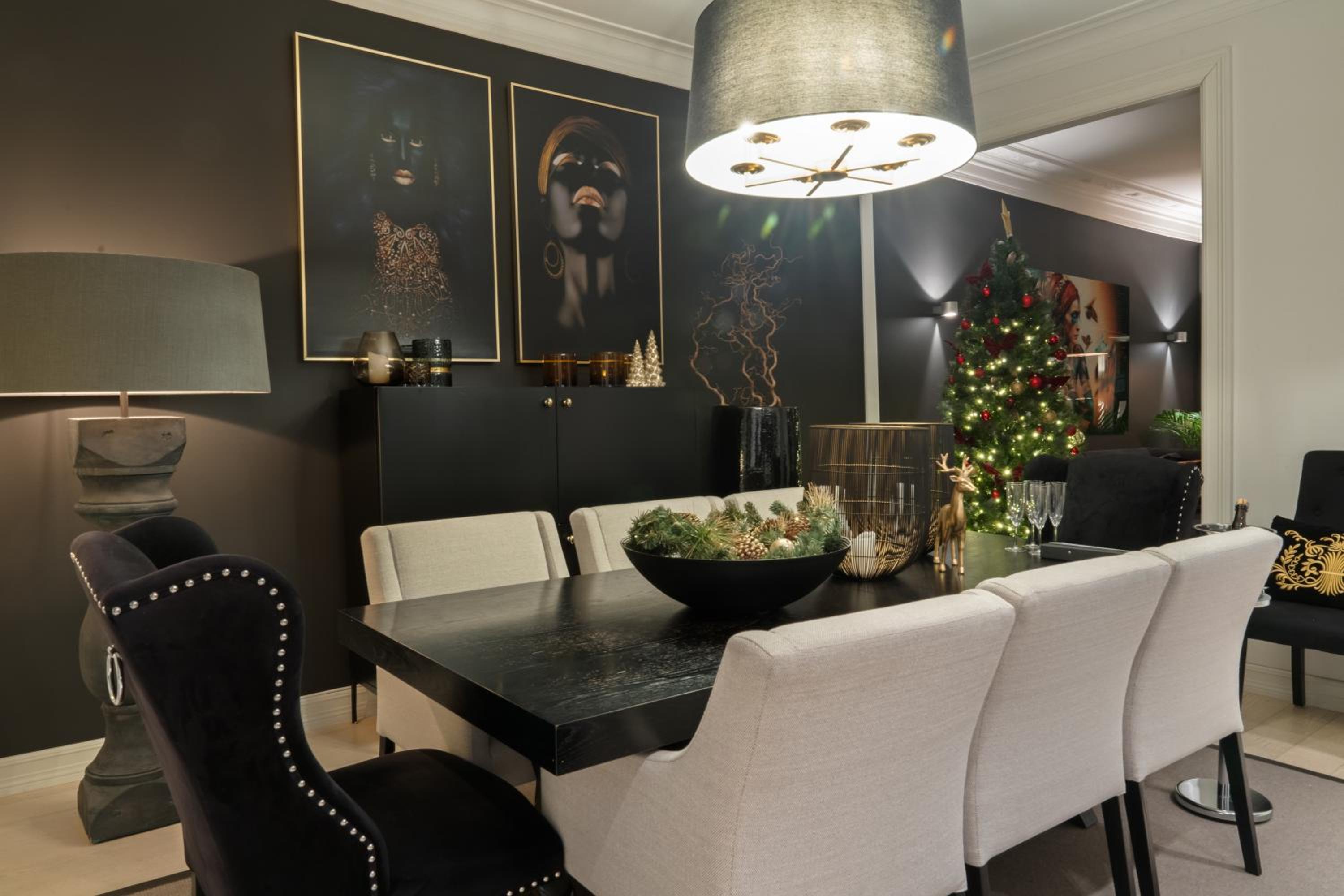 Historic and exclusive apartment view 3