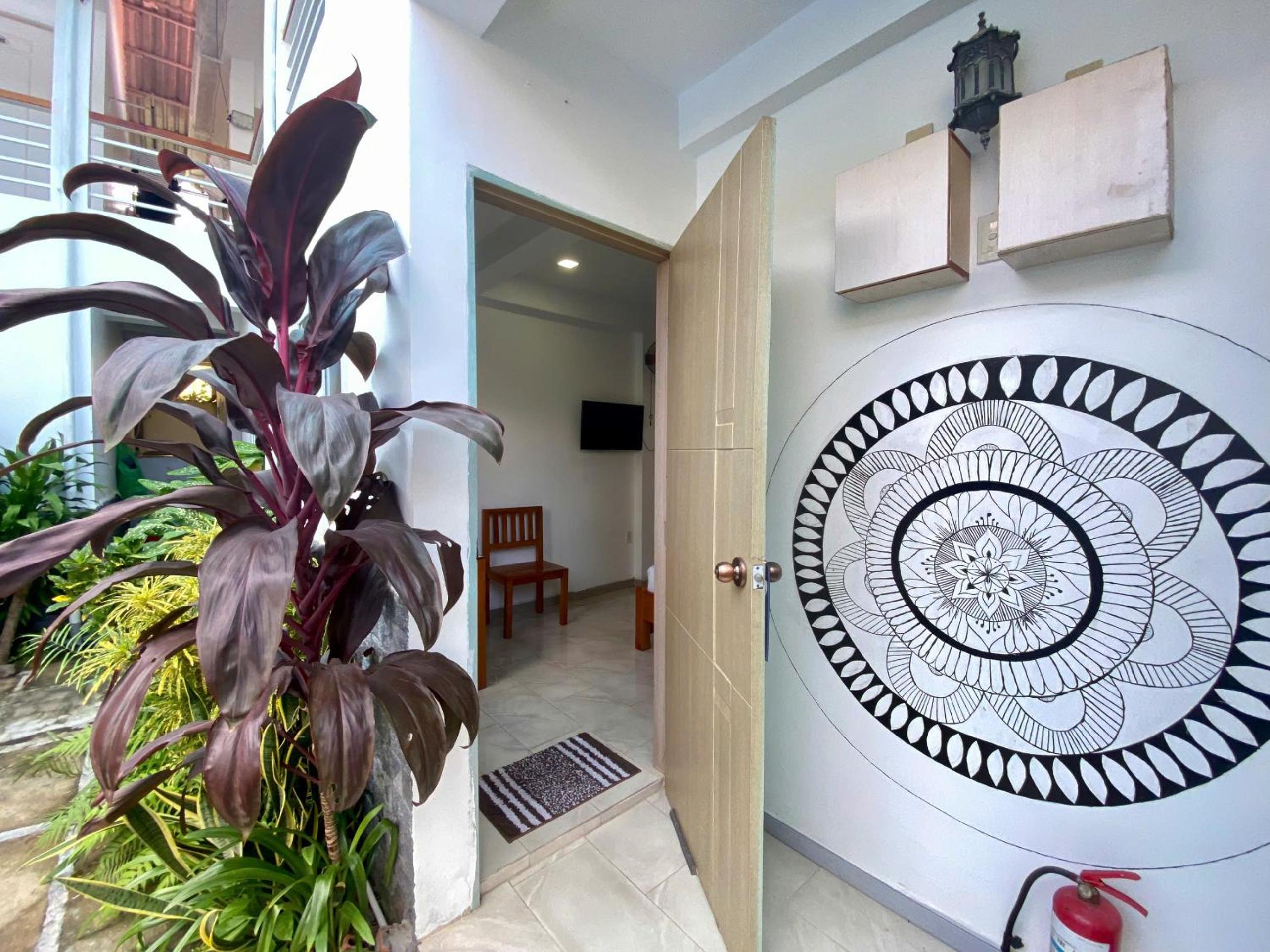 ღ Orchid Guesthouse ღ 5 minutes to the Beach & Night Market ღ view 3